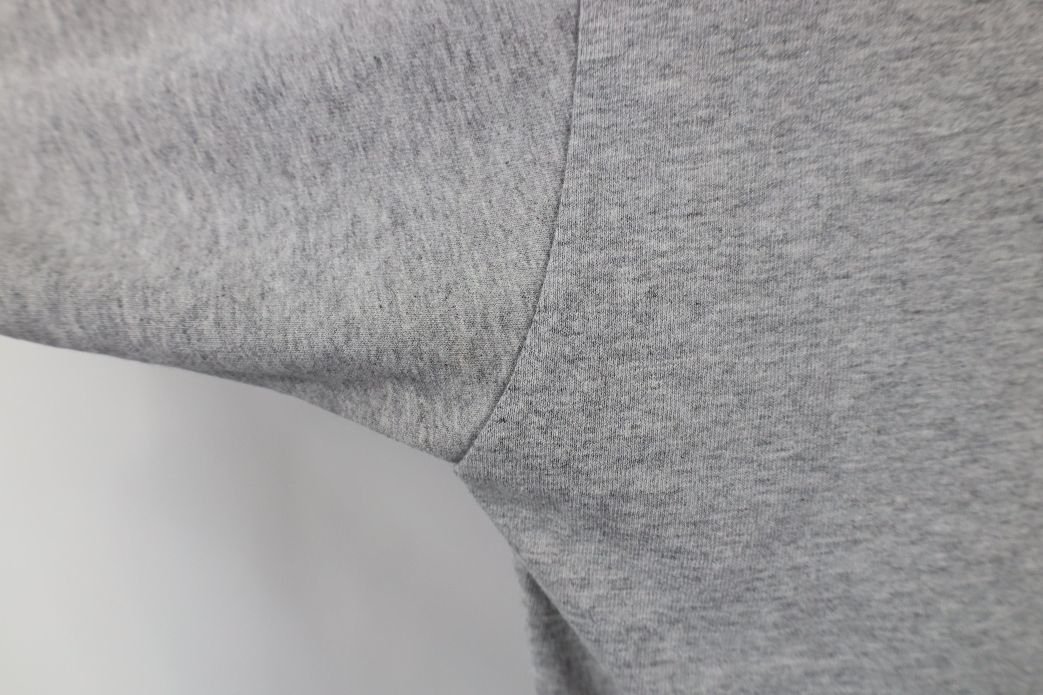 Levi's × Vintage Vintage 90s Levis Spell Out USA V-Neck T-Shirt Gray USA Size US XL / EU 56 / 4 - 7 Thumbnail