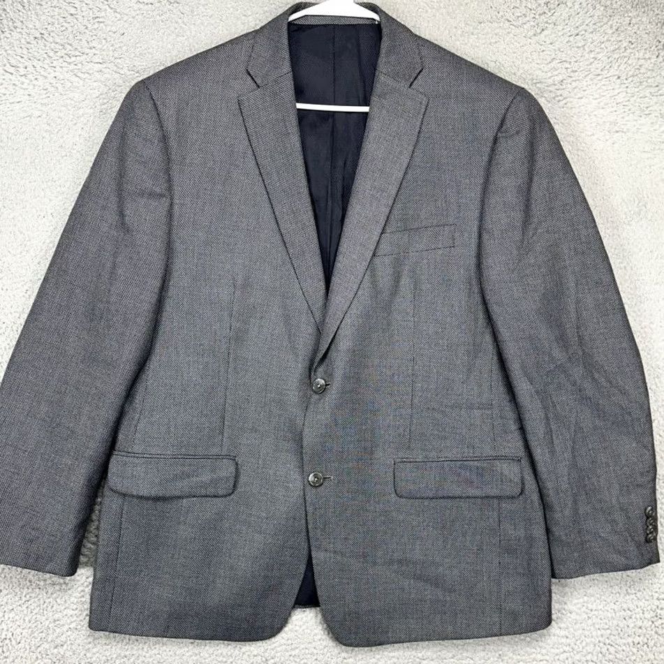 Michael Kors Michael Kors Mens Blazer Sport Coat Grey Textured 2 Button Notch Lapel Flap Pocket EUC Regular 44R Mens Business Casual Jackets Size 44R - 3 Thumbnail