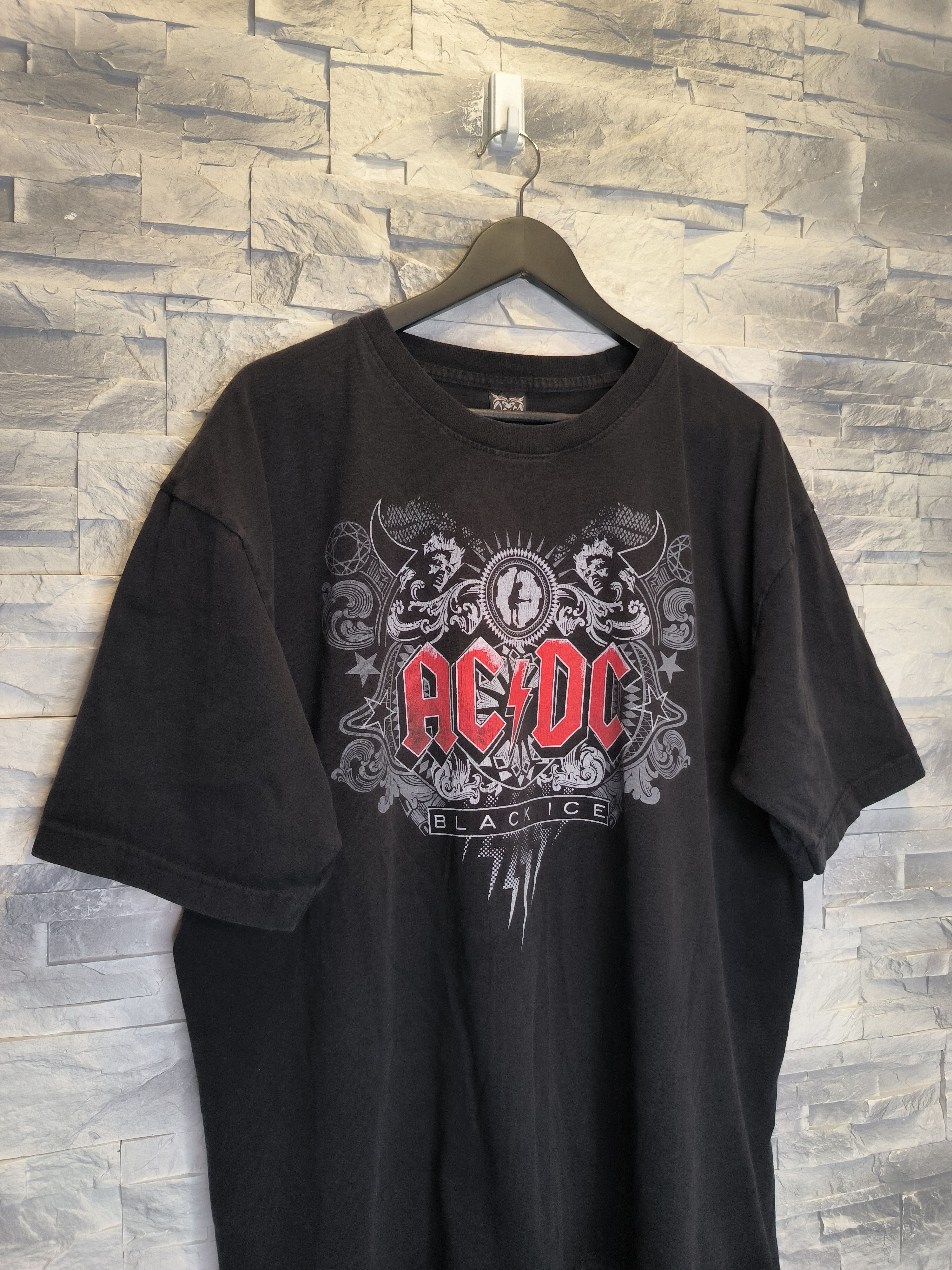 Band Tees Vintage ACDC Black Ice Tee Shirt Black Size US XXL / EU 58 / 5 - 3 Thumbnail