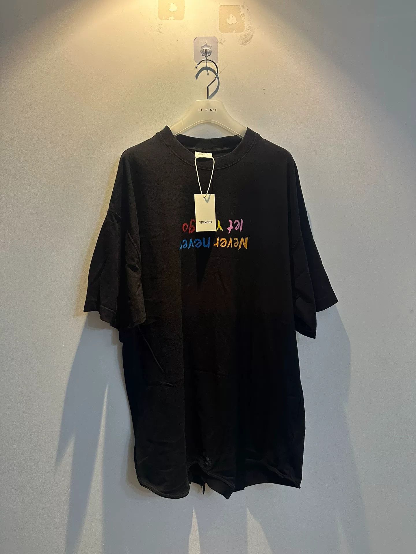 Vetements vetements logo heart short sleeve t-shirt Size US S / EU 44-46 / 1 - 1 Thumbnail