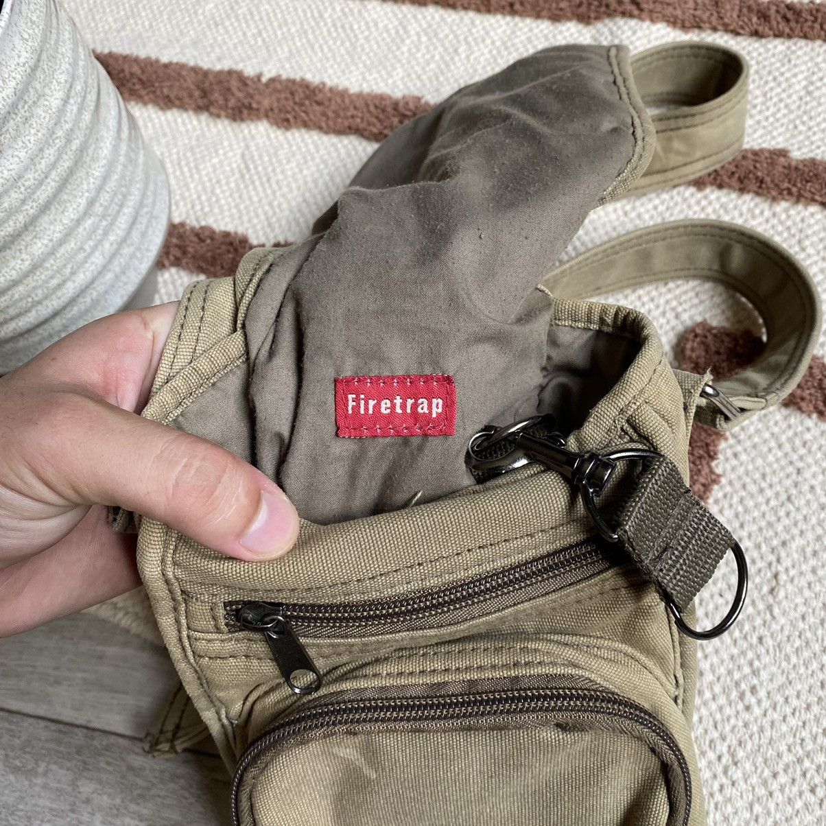 Japanese Brand VINTAGE FIRETRAP JAPANESE STYLE Y2K CROSSBODY BAG Size ONE SIZE - 6 Thumbnail