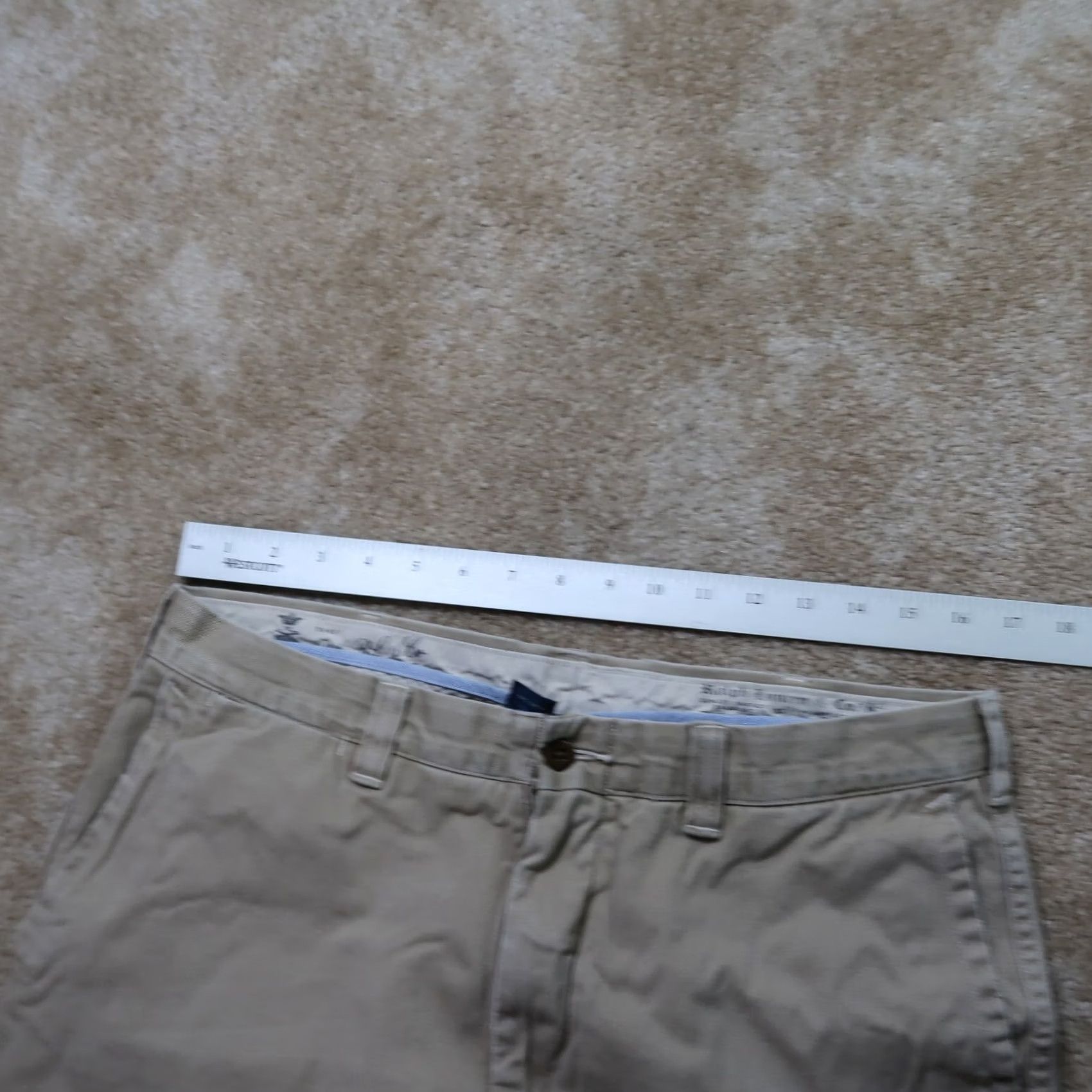 Polo Ralph Lauren Polo Ralph Lauren GI short fit Chino Shorts Men's 32 Pleated Front 8" inseam Size US XS / EU 42 / 0 - 7 Thumbnail