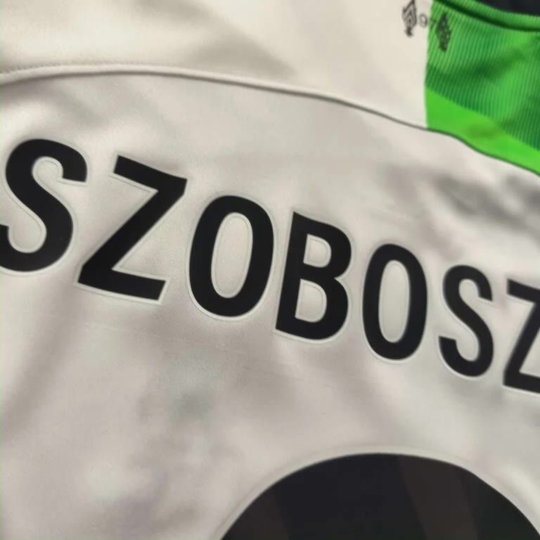 Nike NEW Liverpool 2023-24 away Szoboszlai football jersey size L Size US L / EU 52-54 / 3 - 11 Thumbnail