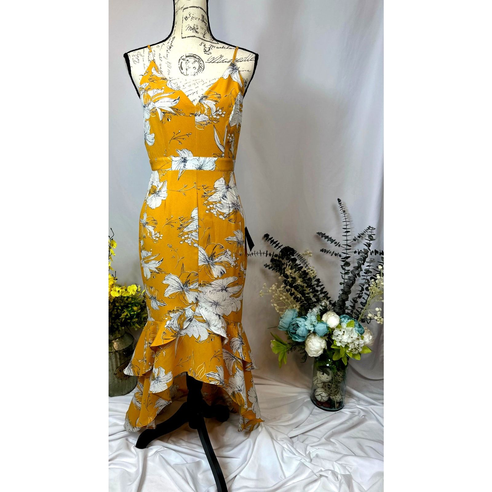 Other Lulu’s Darling Daylily Mustard Floral Hi-Lo Maxi Dress M Size M / US 6-8 / IT 42-44 - 7 Thumbnail