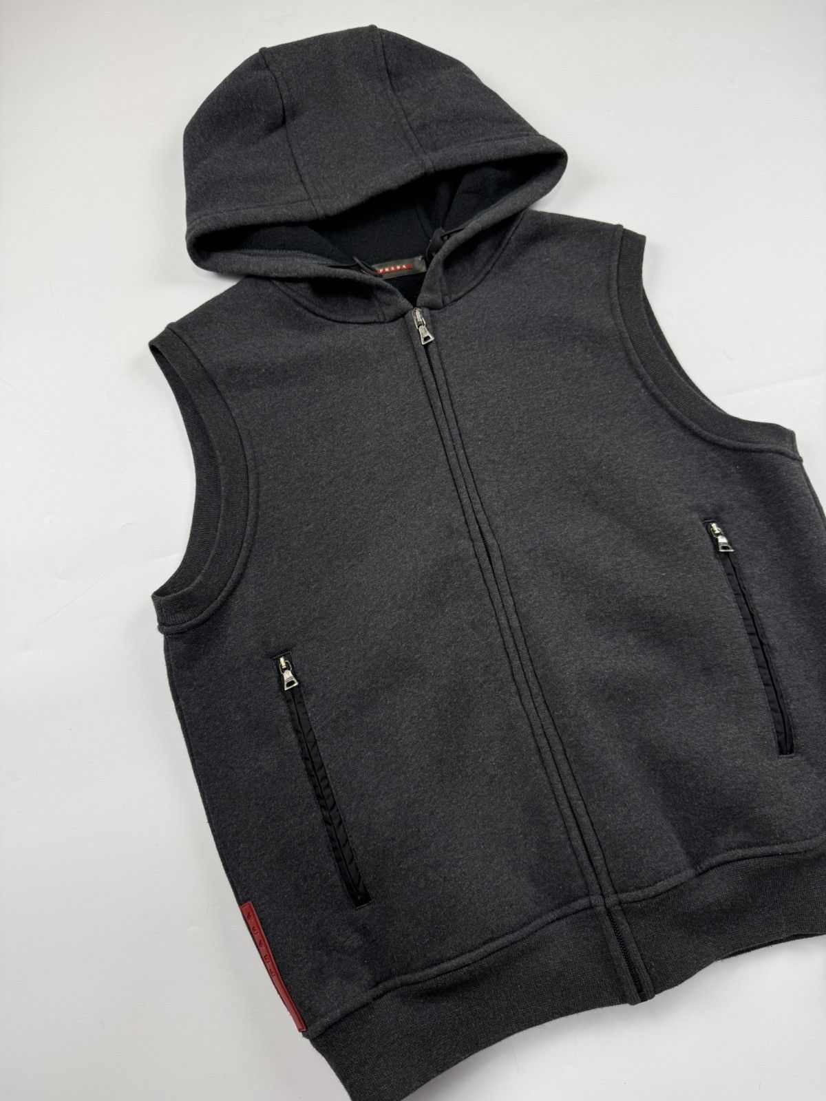 Prada Prada Sport Sleeveless Hoodie Size US S / EU 44-46 / 1 - 4 Thumbnail