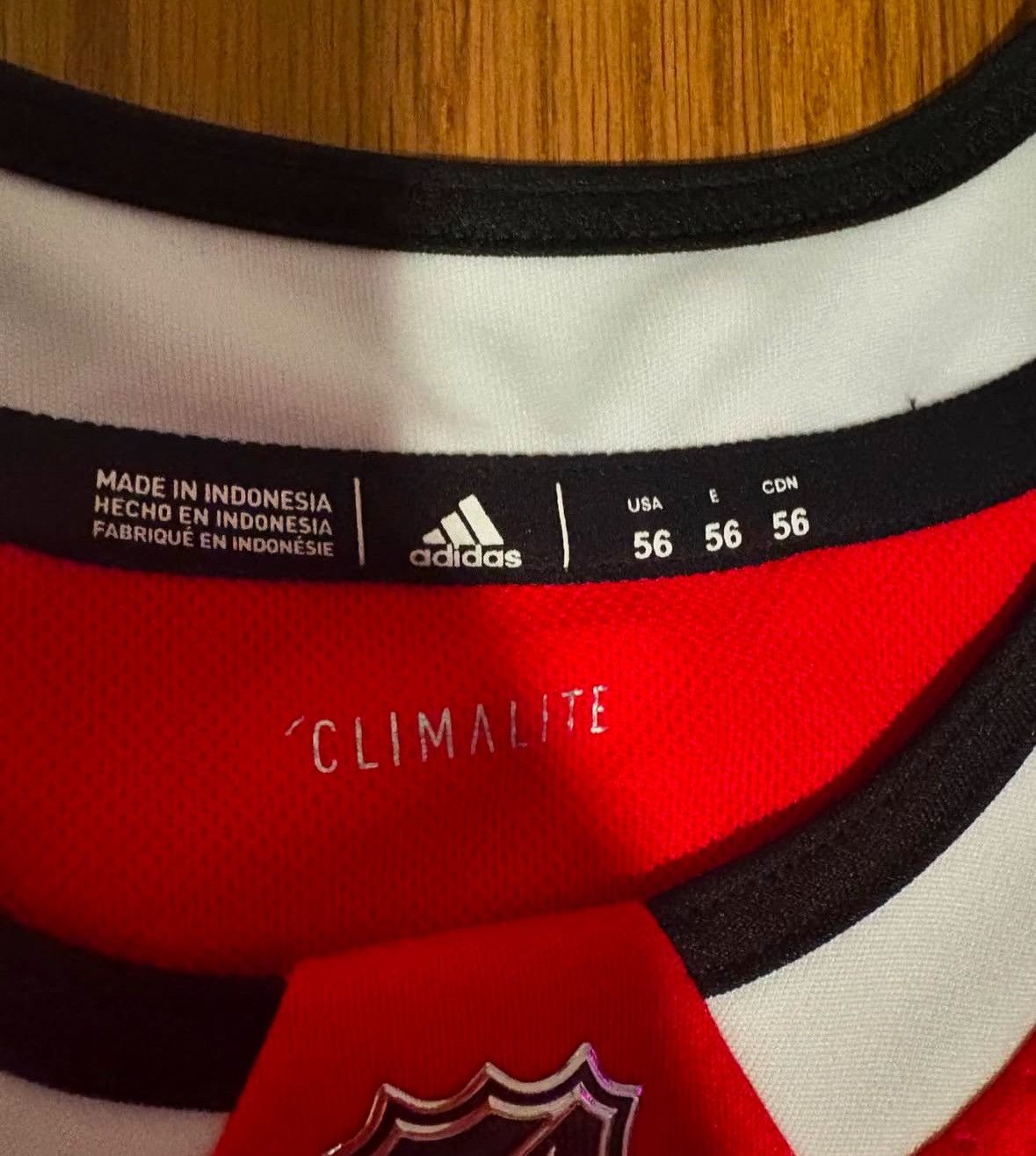 Adidas × NHL Adidas Blackhawks NHL hockey jersey Size US XL / EU 56 / 4 - 6 Thumbnail