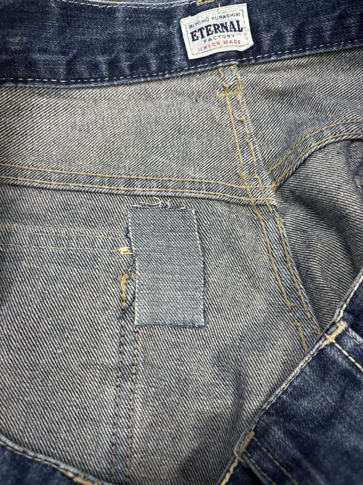 Japanese Brand Vintage 90s Eternal Union Made Cracked Wash Bush Denim Pants Size US 31 - 12 Thumbnail
