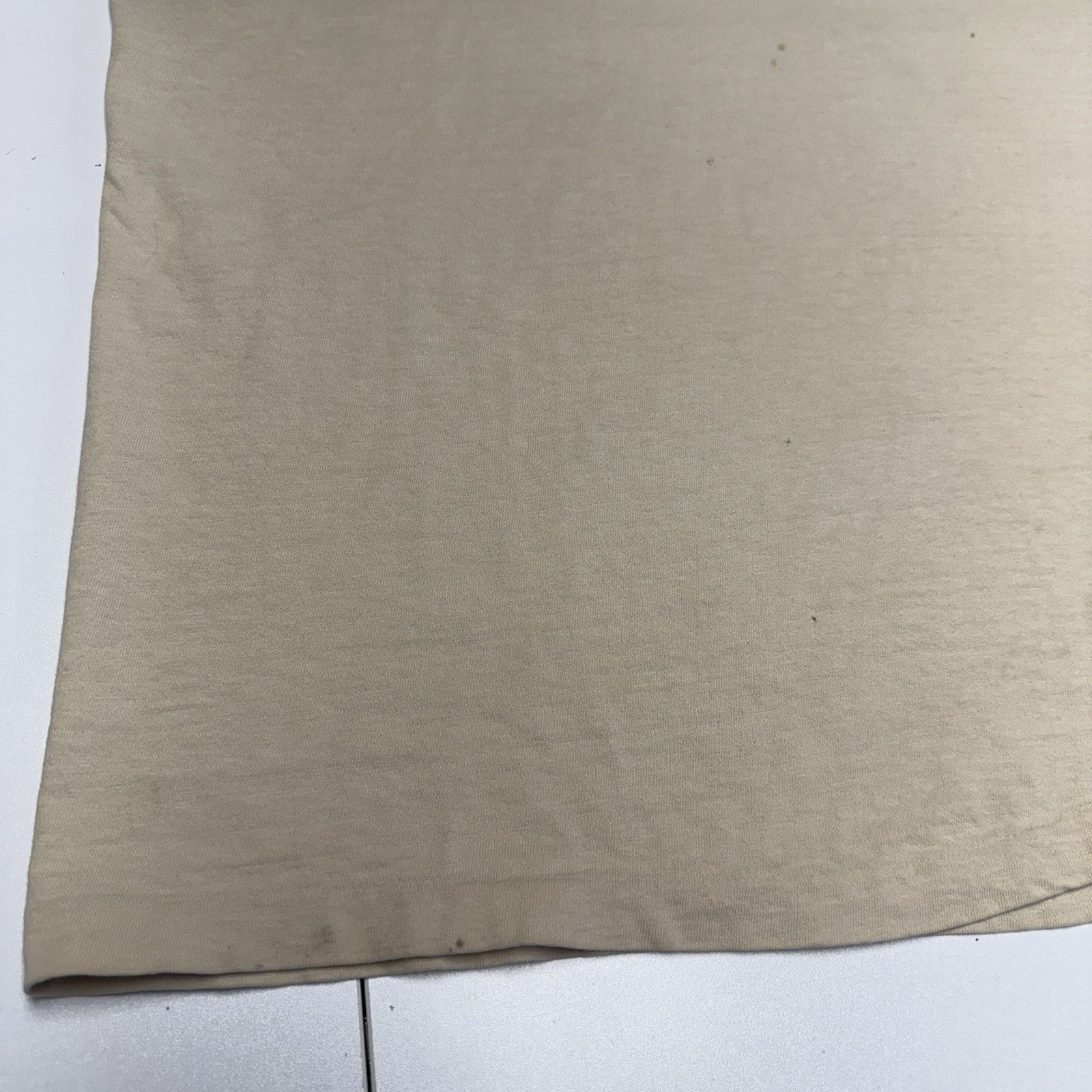 Vintage Vintage 90s Hogs Breath Inn T Shirt Mens XL 21.5x26.5 Tan Sh Size US XL / EU 56 / 4 - 11 Thumbnail