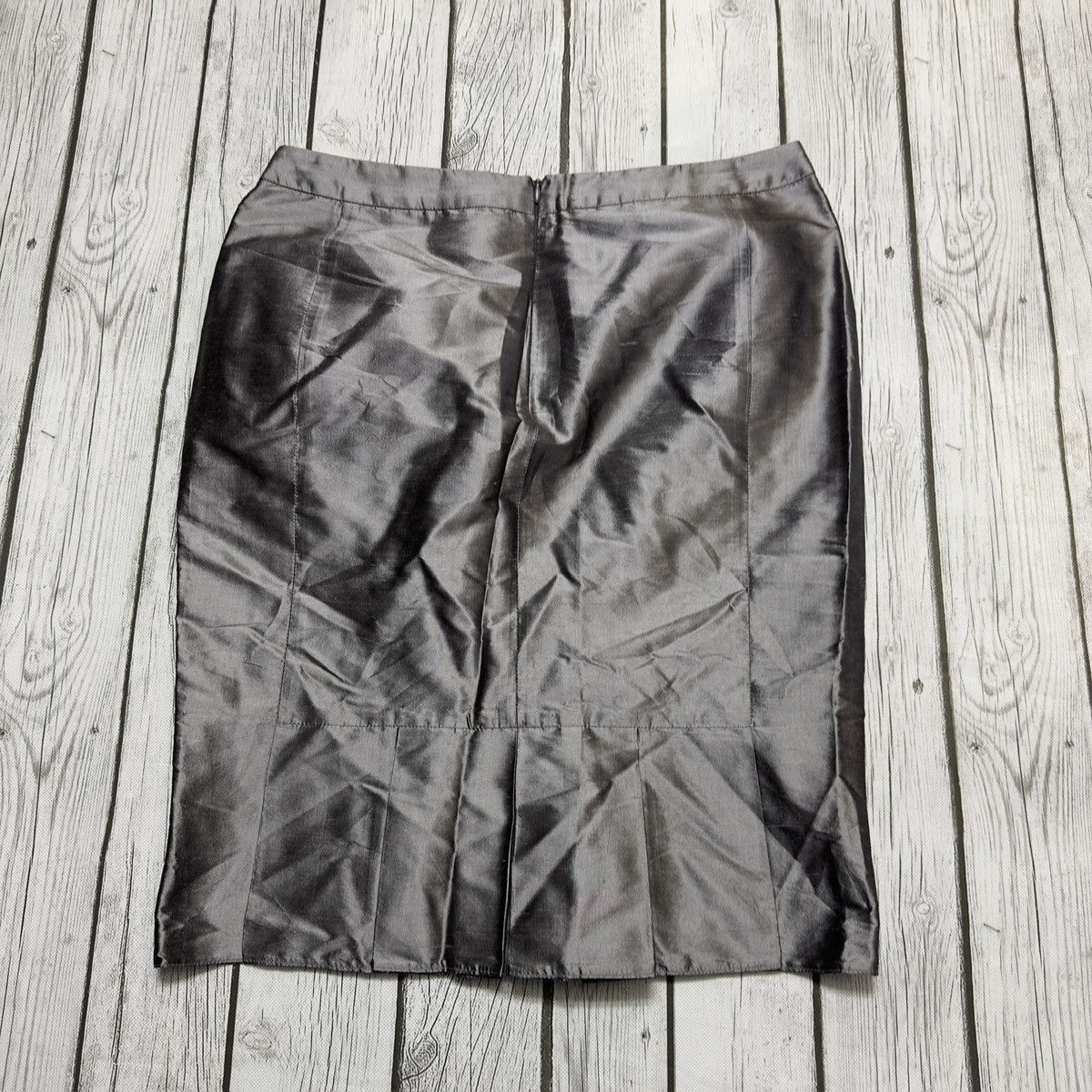 Armani Collezioni Armani Collezioni skirt Size 28" / US 6 / IT 42 - 2 Thumbnail