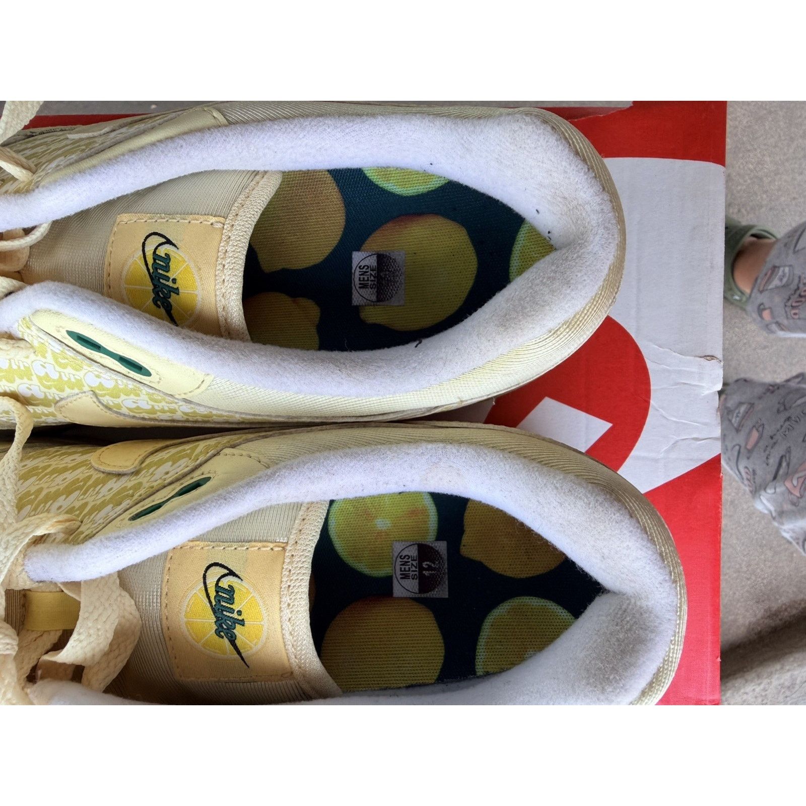 Nike Size 12 - Nike Air Max 1 2020 Lemonade Size US 12 / IT 42 - 6 Thumbnail