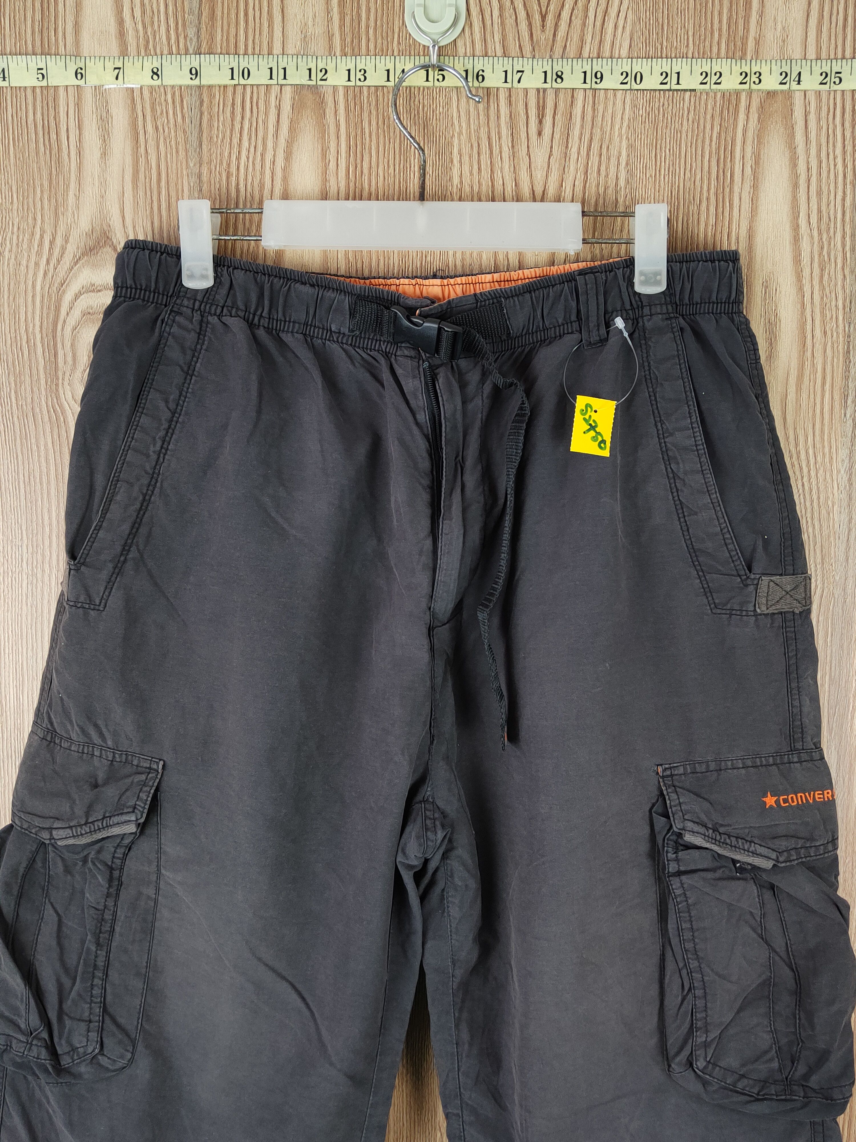 Converse Converse Black Faded Multipocket Tactical Short Pants #S2750 Size US 32 / EU 48 - 2 Thumbnail