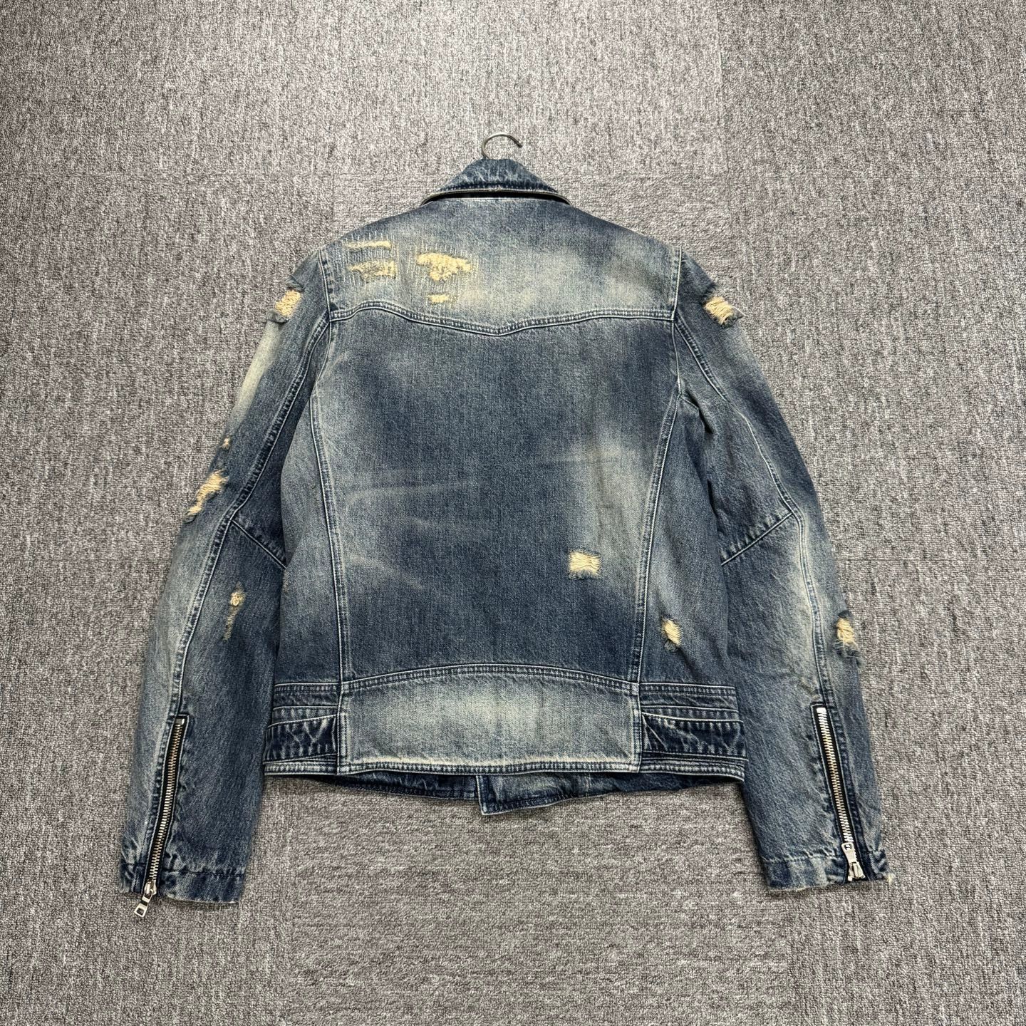Balmain Balmain Distressed Denim Padded Jacket L NWT Size L / US 10 / IT 46 - 5 Thumbnail