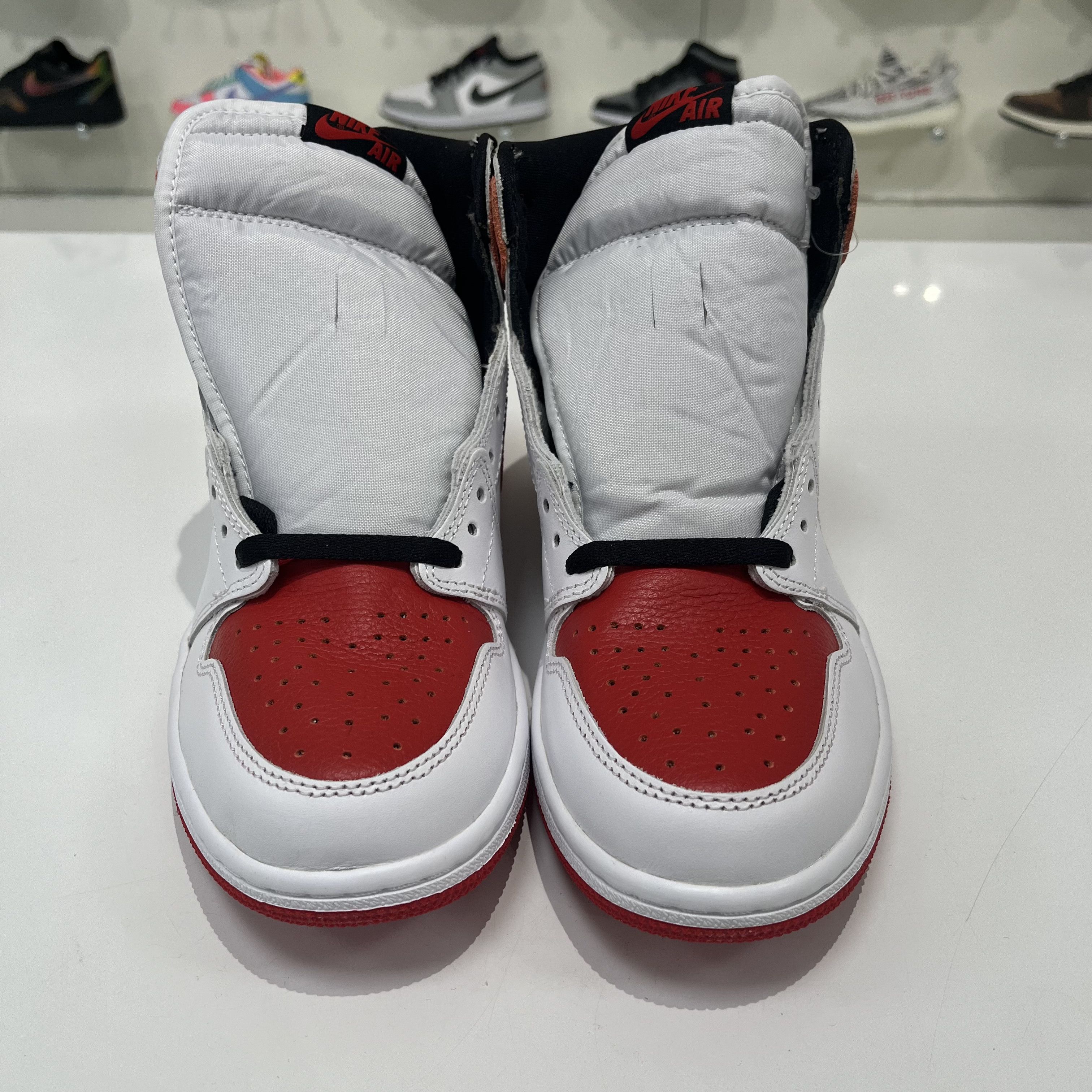 Nike Air Jordan 1 Retro High OG Heritage Size US 8 / EU 41 - 5 Thumbnail