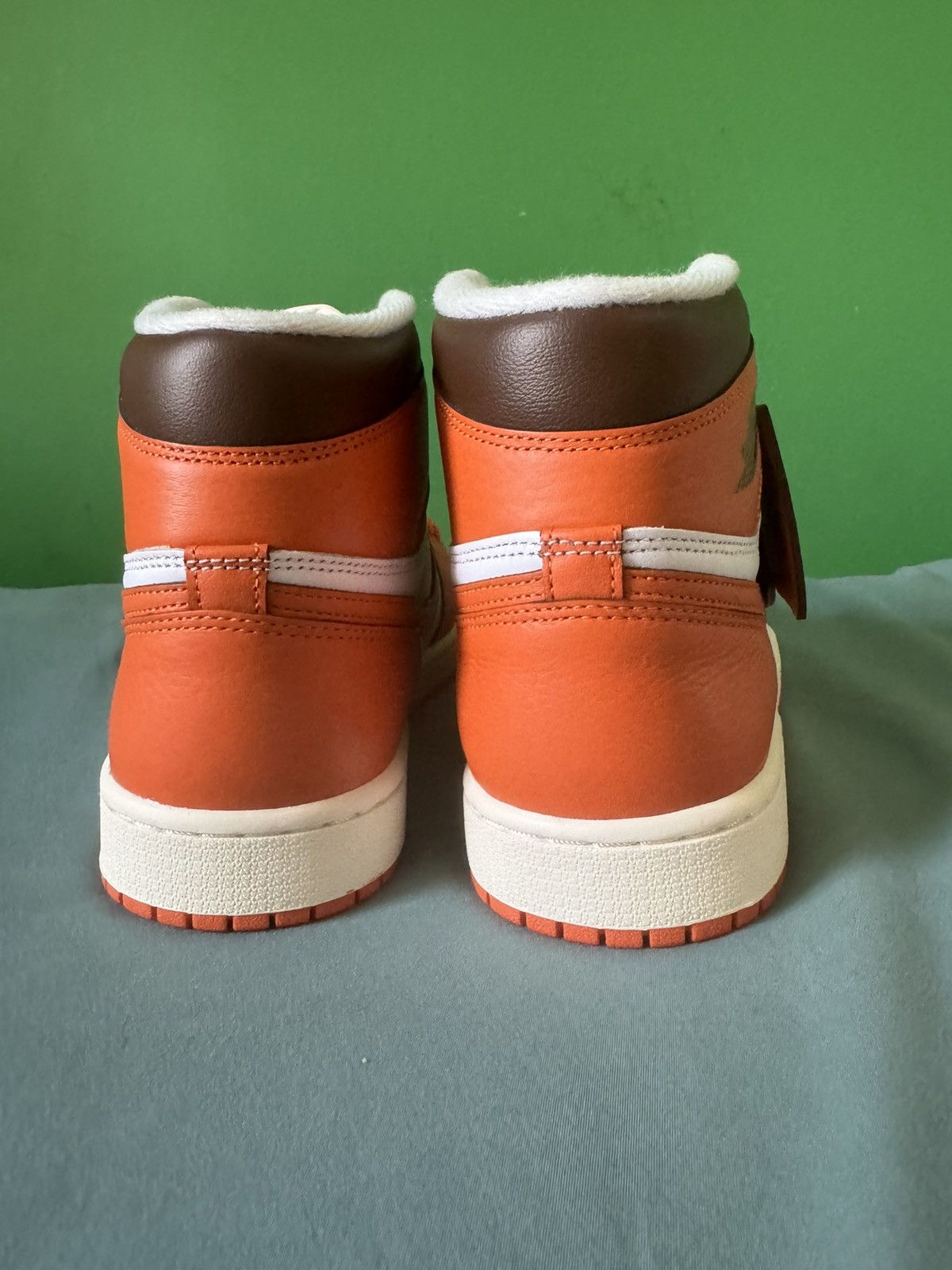 Nike Nike Air Jordan 1 High Starfish 2022 Size US 10 / IT 40 - 3 Thumbnail