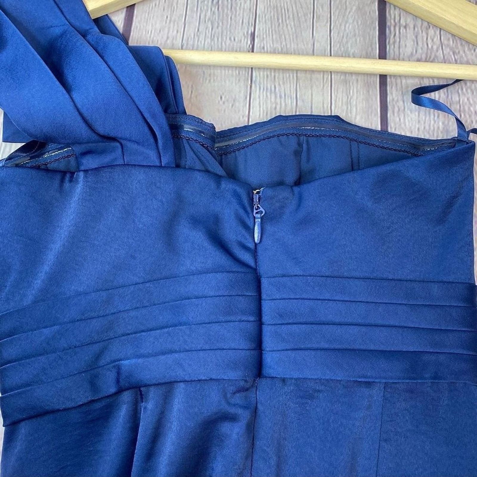 Bcbgmaxazria NWT BCBG max azria elegant blue dress p2 Size XS / US 0-2 / IT 36-38 - 3 Thumbnail