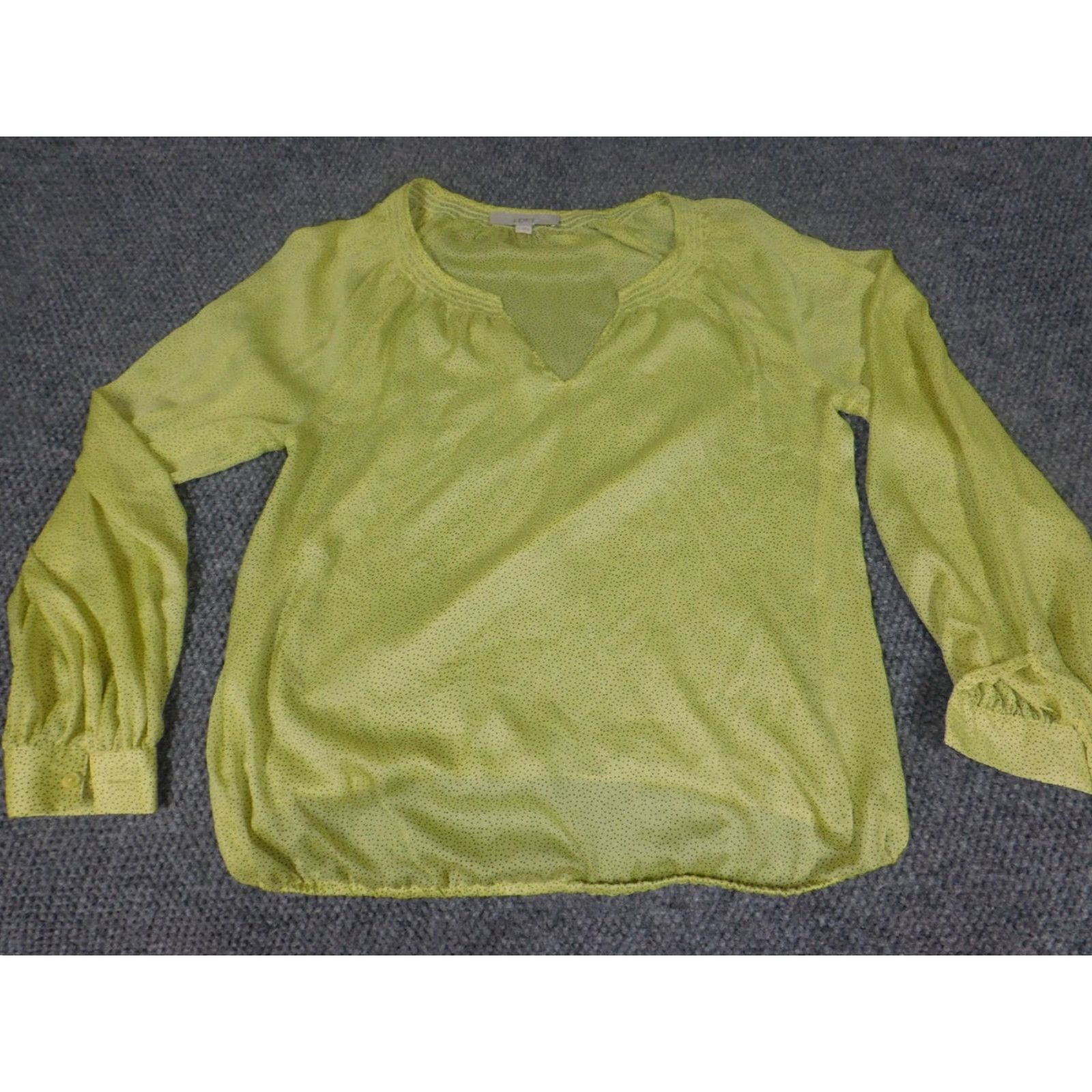 Ann Taylor Ann Taylor Loft Blouse M Womens Long Sleeve Round Neck Green Polyester Casual Regular Button Top Size M / US 6-8 / IT 42-44 - 2 Thumbnail