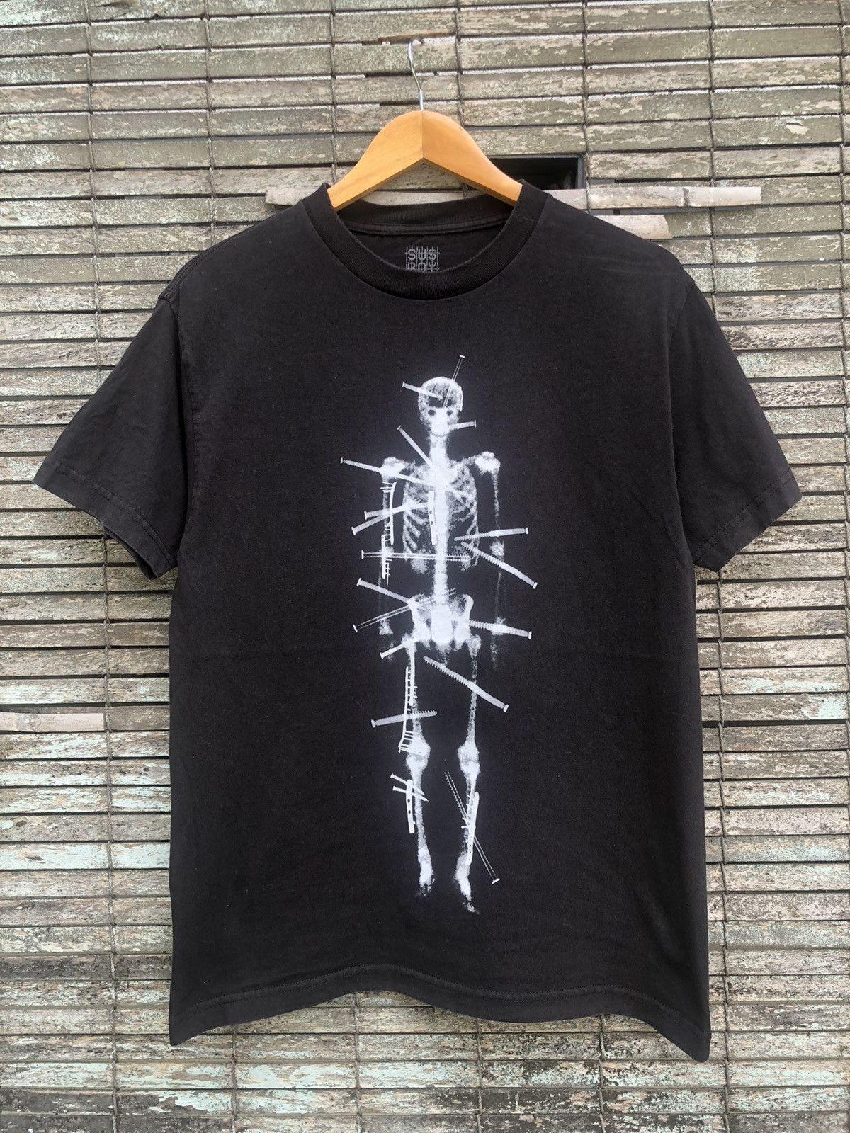 Sus Boy Hardware Skeleton Black Tshirt Size US M / EU 48-50 / 2 - 1 Thumbnail
