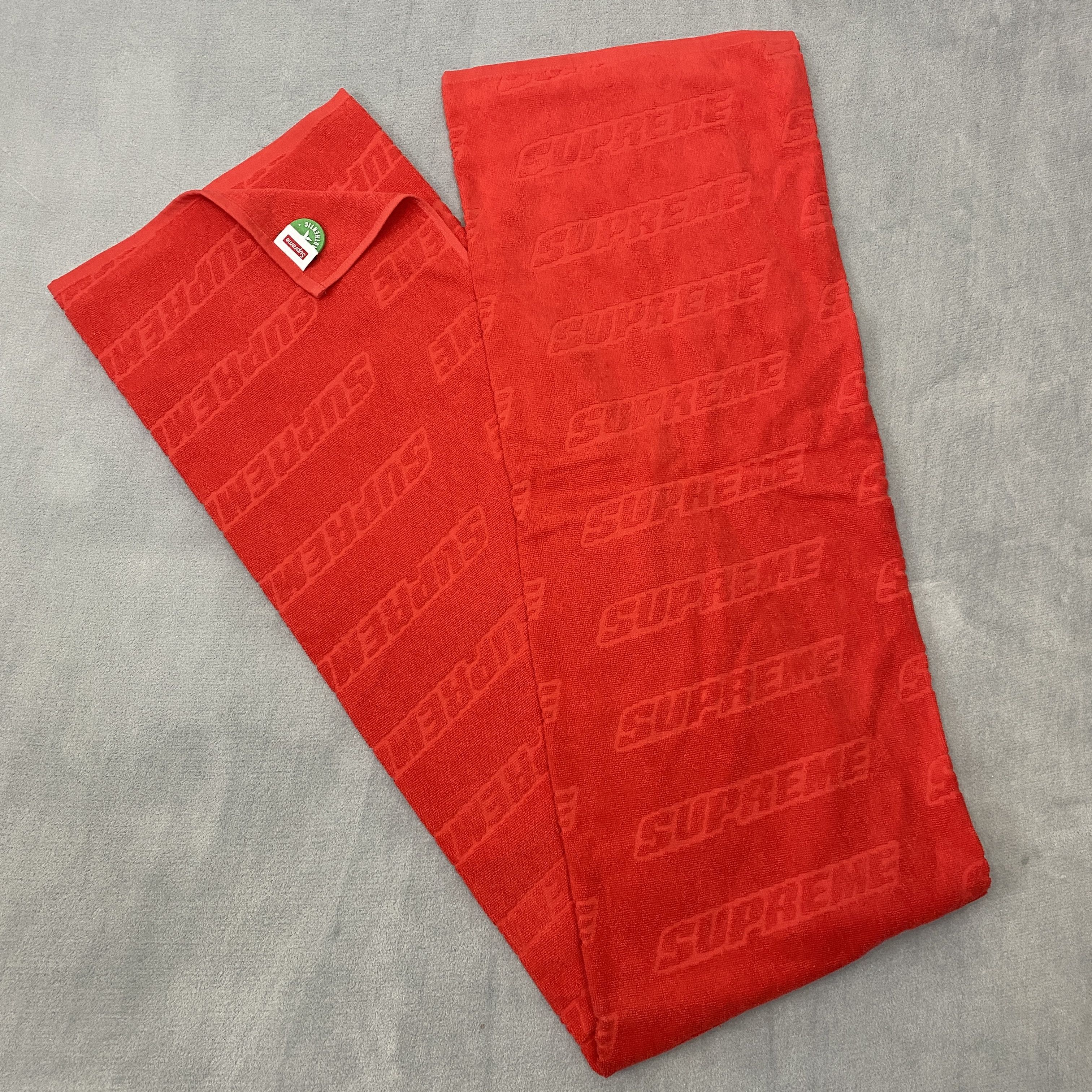 Supreme Beach Towel | Grailed