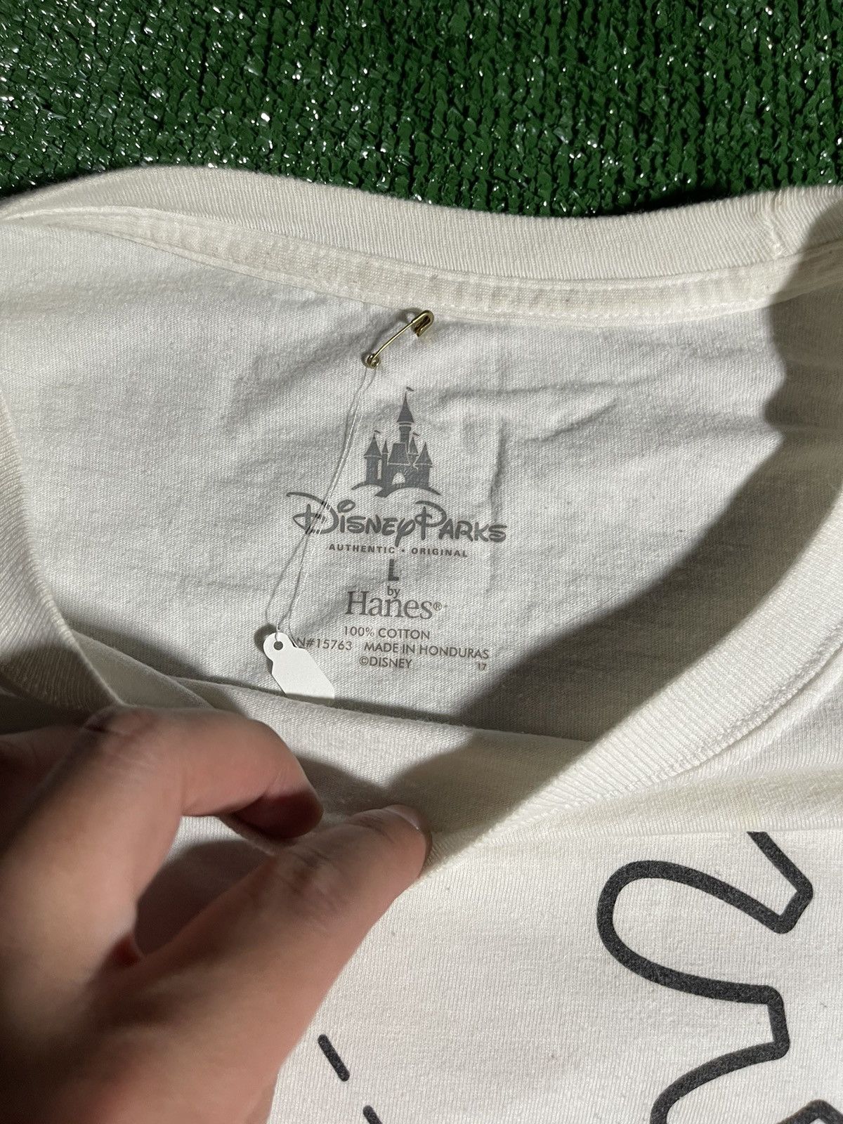 Disney Disney ‘Dotted Lines’ Mickey Mouse T-shirt Size US L / EU 52-54 / 3 - 3 Thumbnail