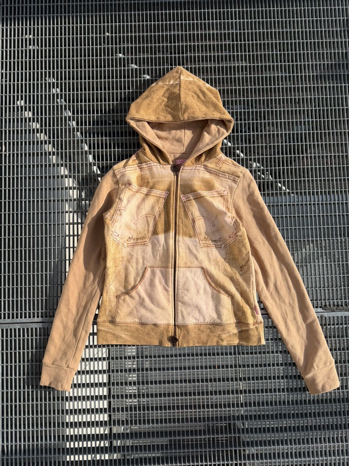 Roberto Cavalli Roberto Cavalli Angeles Overprinted Y2K Zip Hoodie Size XS / US 0-2 / IT 36-38 - 1 Thumbnail
