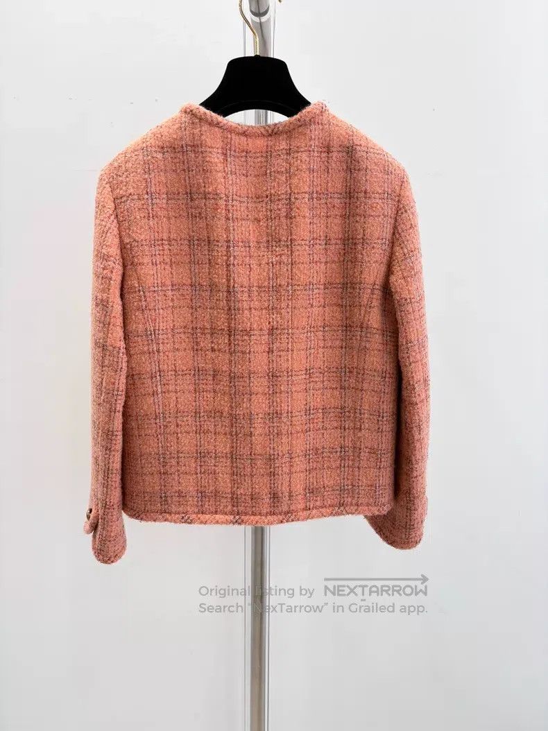 Chanel Chanel Salmon-coloured orange-pink tweed double-breasted j Size XS / US 0-2 / IT 36-38 - 2 Thumbnail