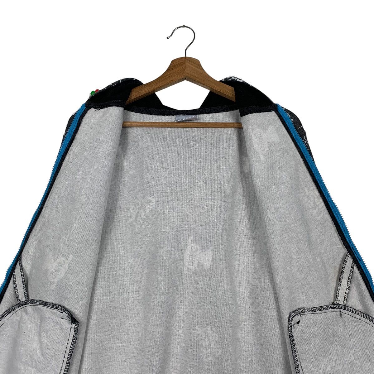 Japanese Brand Japanese Anime Shiro Fullprint Zipper Hoodie Size US L / EU 52-54 / 3 - 13 Thumbnail