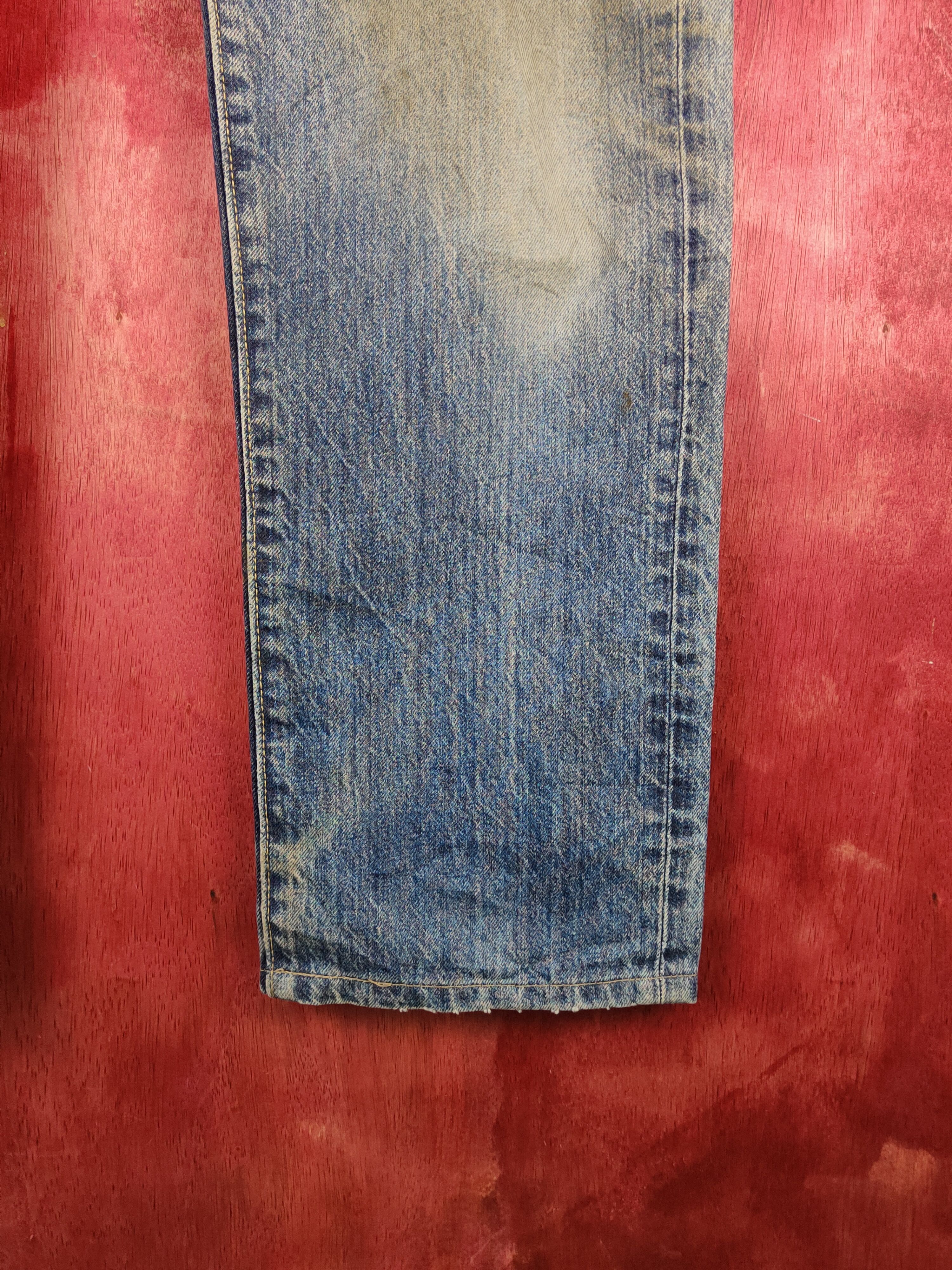 Japanese Brand Uniqlo Blue Faded Distressed Ripped Jeans #S1625 Size US 31 - 7 Thumbnail