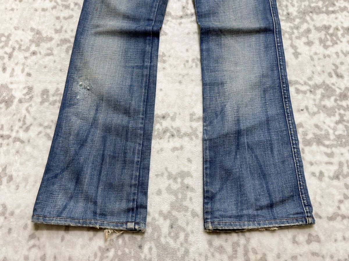 Diesel Diesel Bootcut Y2K Low Rise Distressed Light Wash Denim Size US 28 / EU 44 - 7 Thumbnail