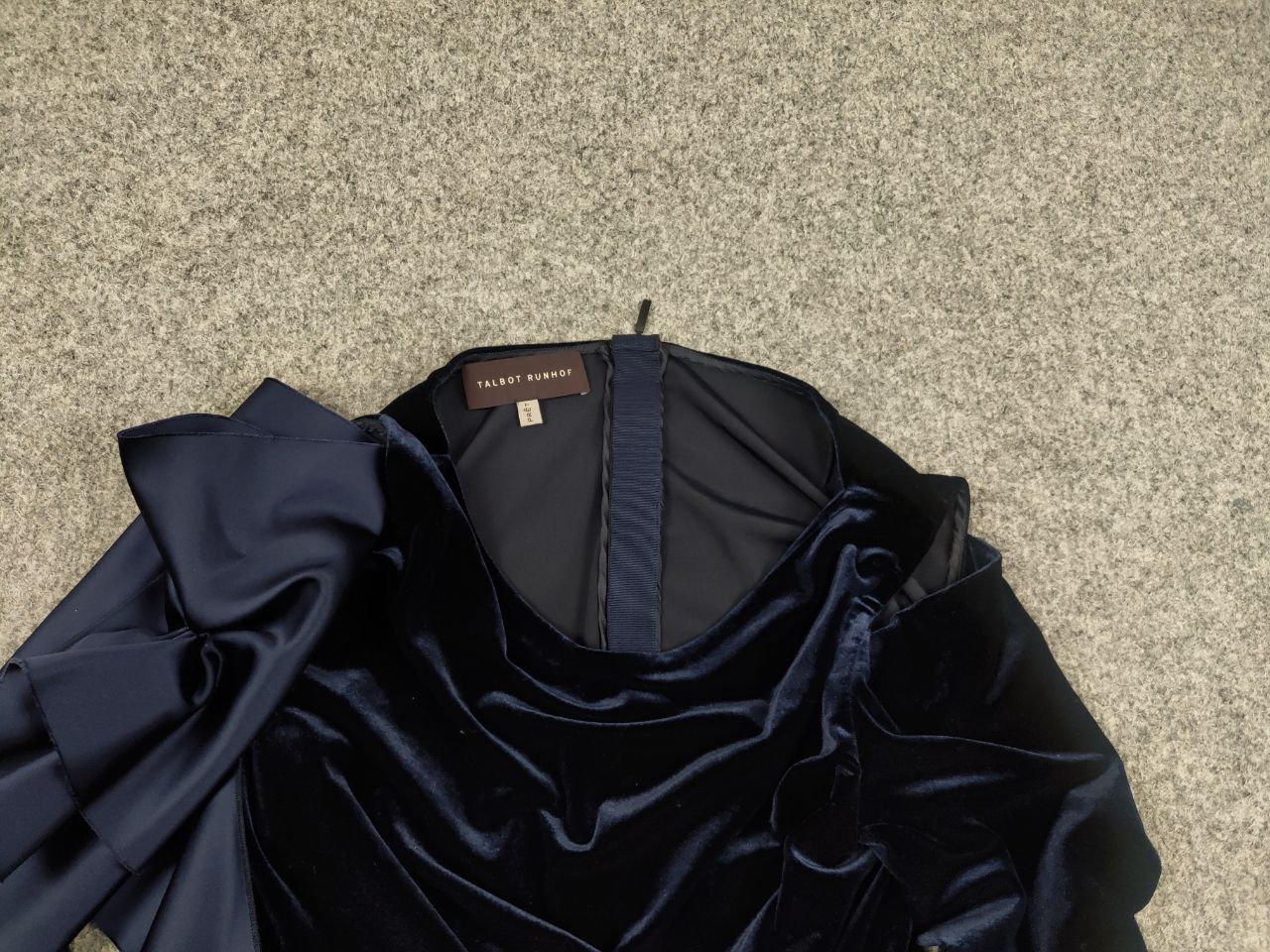 Designer Talbot Runhof Design blue velvet with bow Women's Top Size XL / US 12-14 / IT 48-50 - 8 Thumbnail