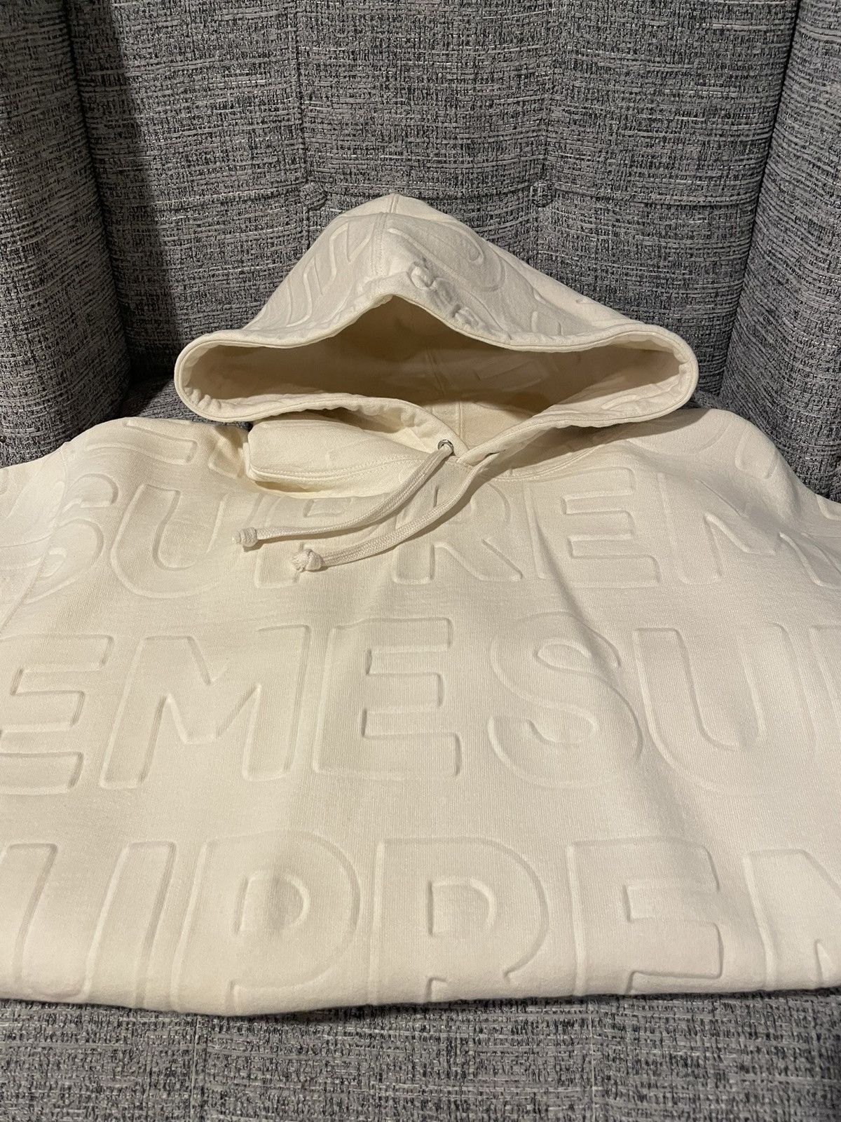 Supreme New Supreme Embossed Logos Hooded Sweatshir Size US XL / EU 56 / 4 - 2 Thumbnail