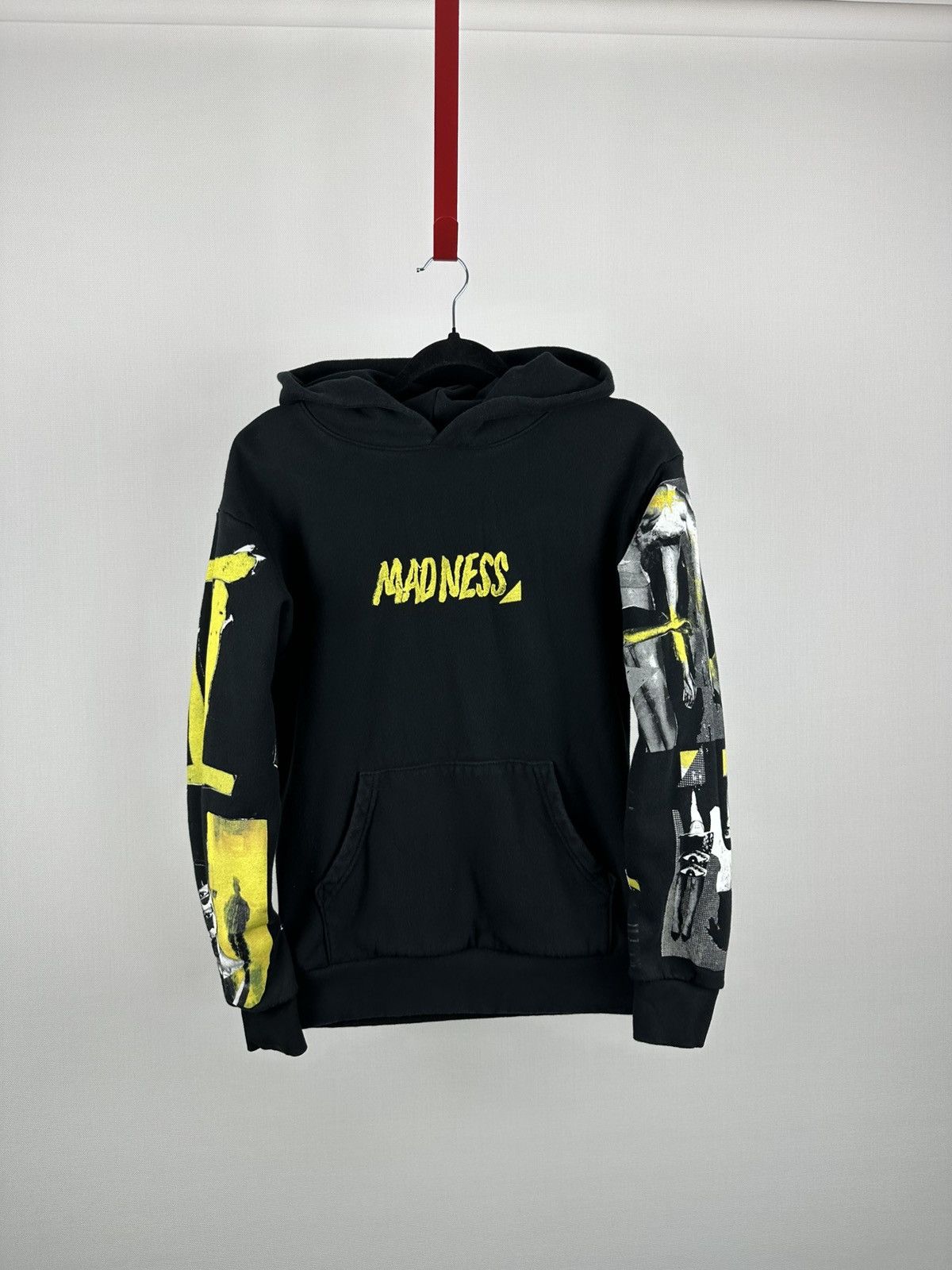 XO NWT2020 THE WEEKND MADNESS XO Collage Logo Pullover Black Size US S / EU 44-46 / 1 - 2 Thumbnail