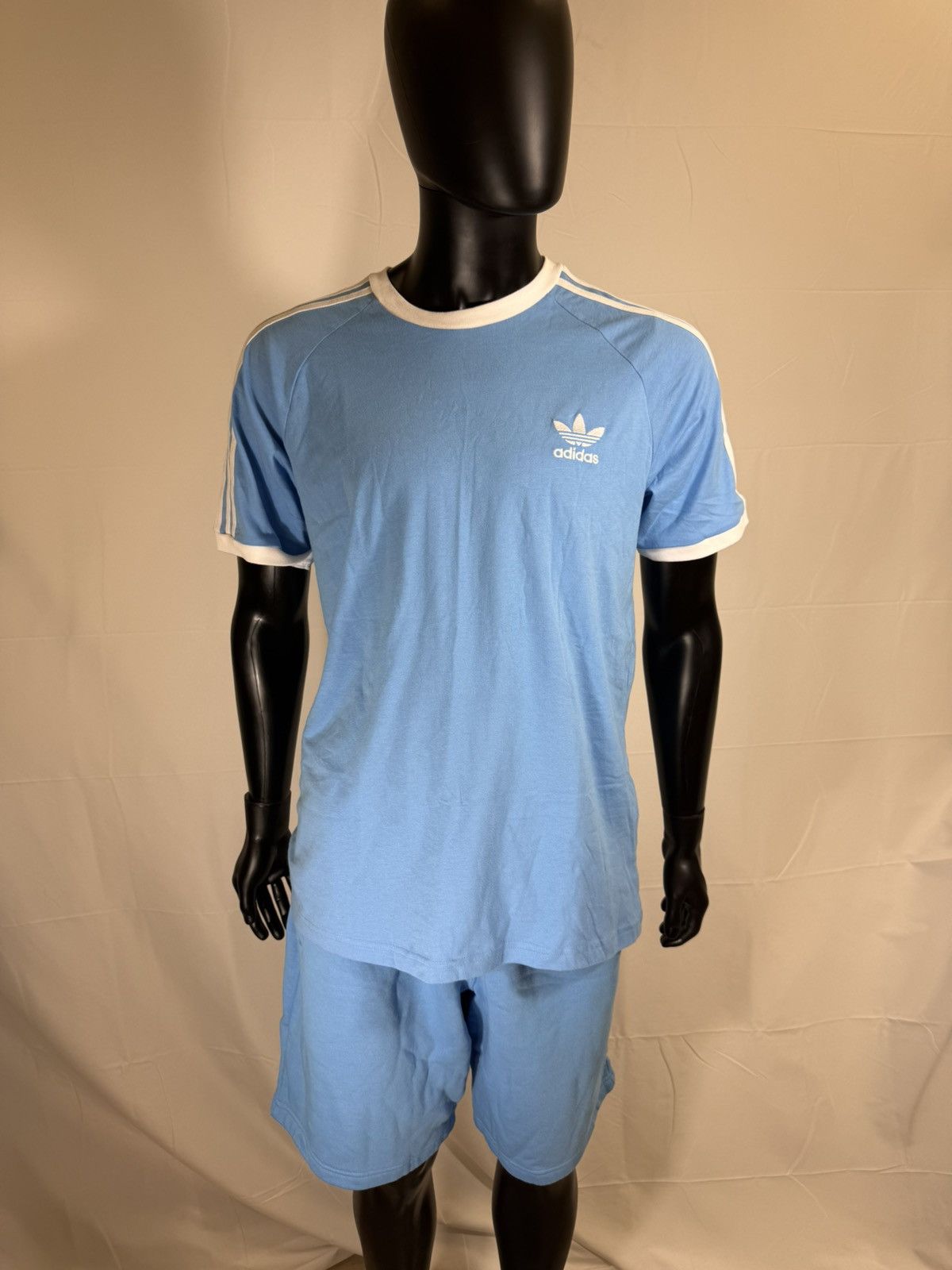 Adidas Adidas Originals Sky Blue Trefoil – Retro T-Shirt & Shorts Size US L / EU 52-54 / 3 - 4 Thumbnail