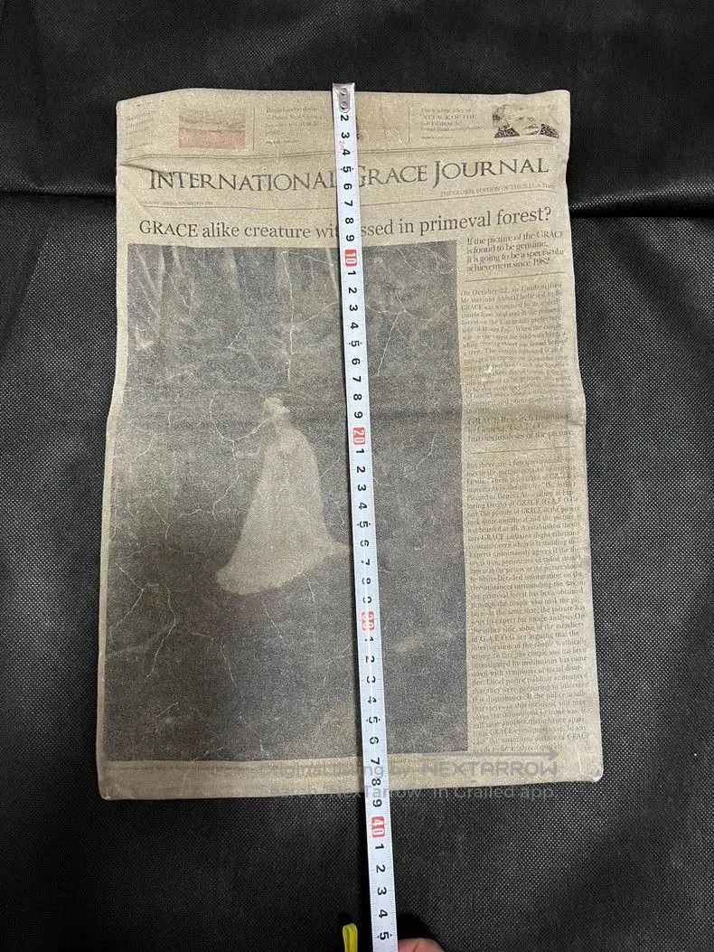 Undercover Undercover Grace Newspaper Style Handbag. Size ONE SIZE - 6 Thumbnail