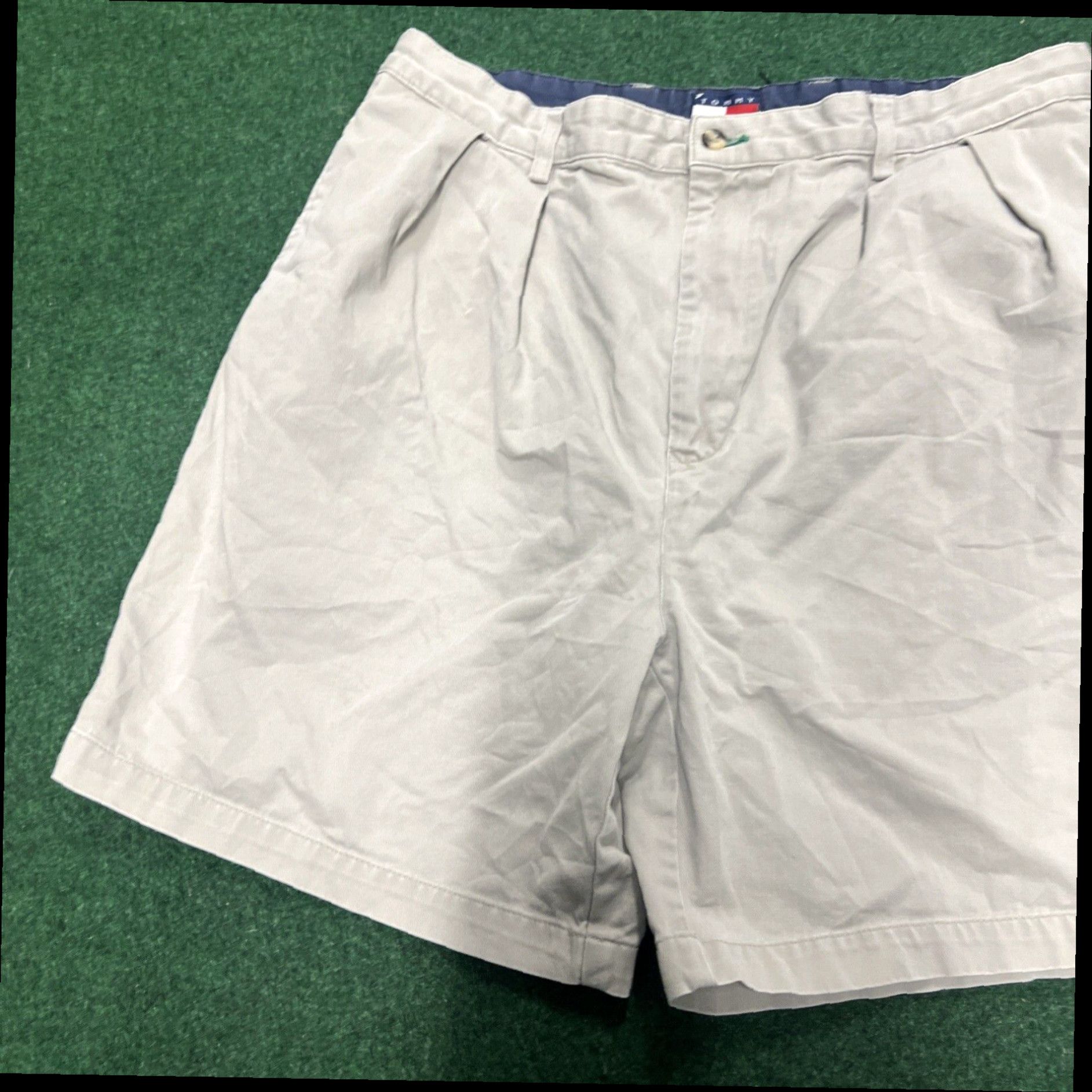 Tommy Hilfiger Tommy Hilfiger Mens Chino Shorts 38 Measures 34 Beige 100% Cotton Vintage Size US 34 / EU 50 - 2 Thumbnail