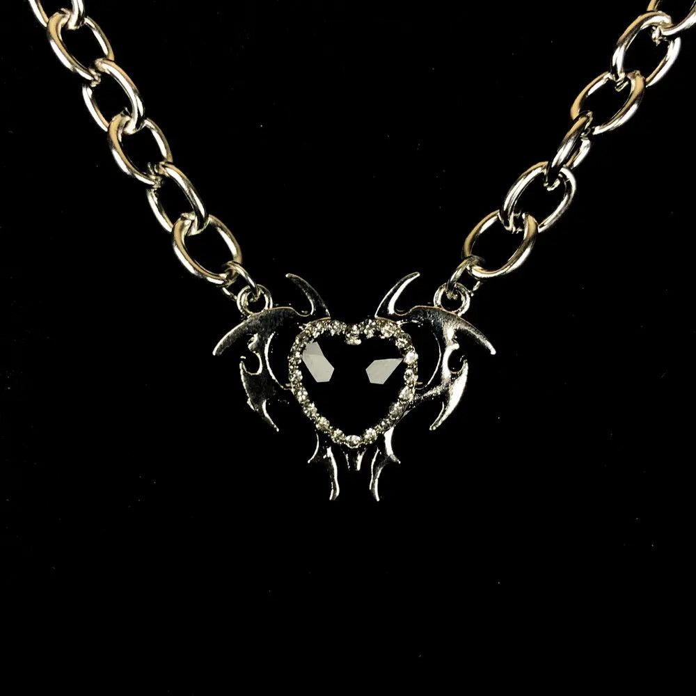 Jewelry Electro Chain Crystal Heart Abstract Necklace Size ONE SIZE - 5 Thumbnail
