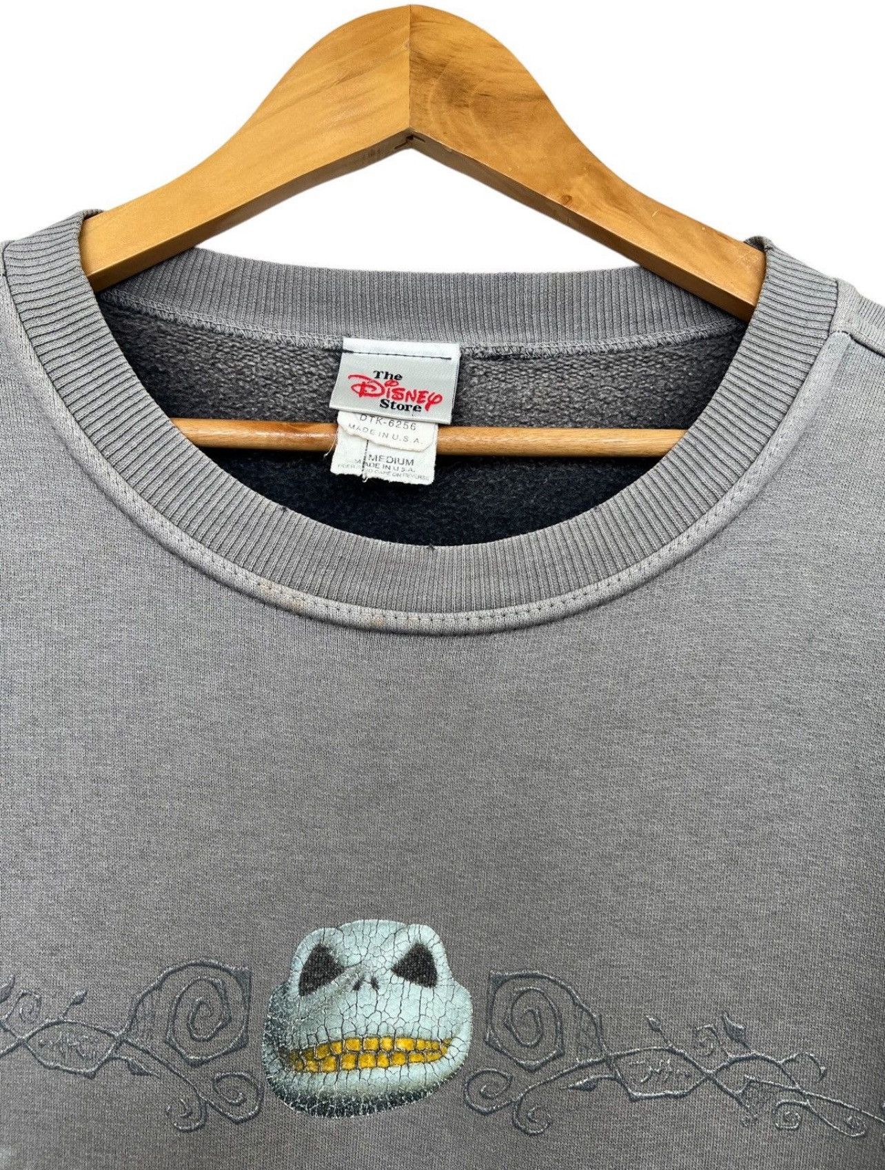 Vintage Vintage 90s Nightmare Before Christmas Sunfaded Sweatshirt Size US L / EU 52-54 / 3 - 11 Thumbnail