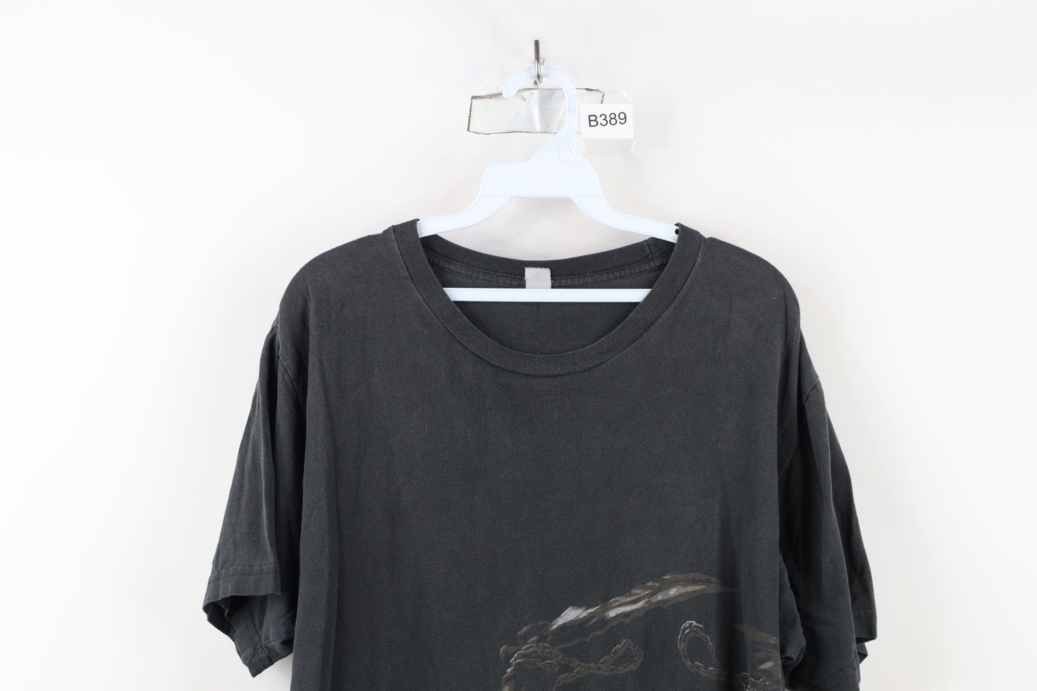 Vintage Vintage God of War Kratos Playstation 2 Video Game T-Shirt Size US XL / EU 56 / 4 - 2 Thumbnail