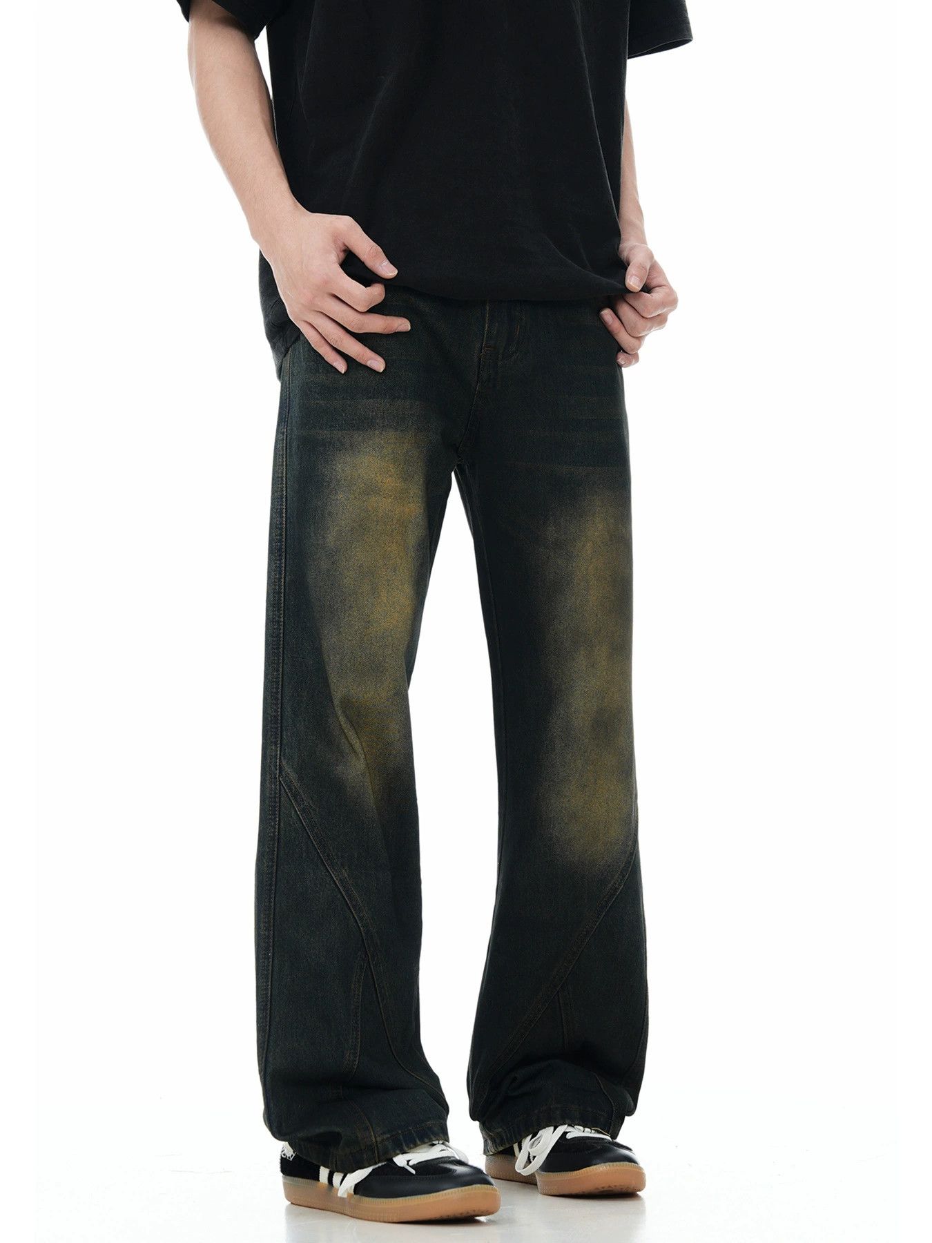 Vintage Men's loose distressed cleanfit casual flared jeans Size US 32 / EU 48 - 2 Thumbnail