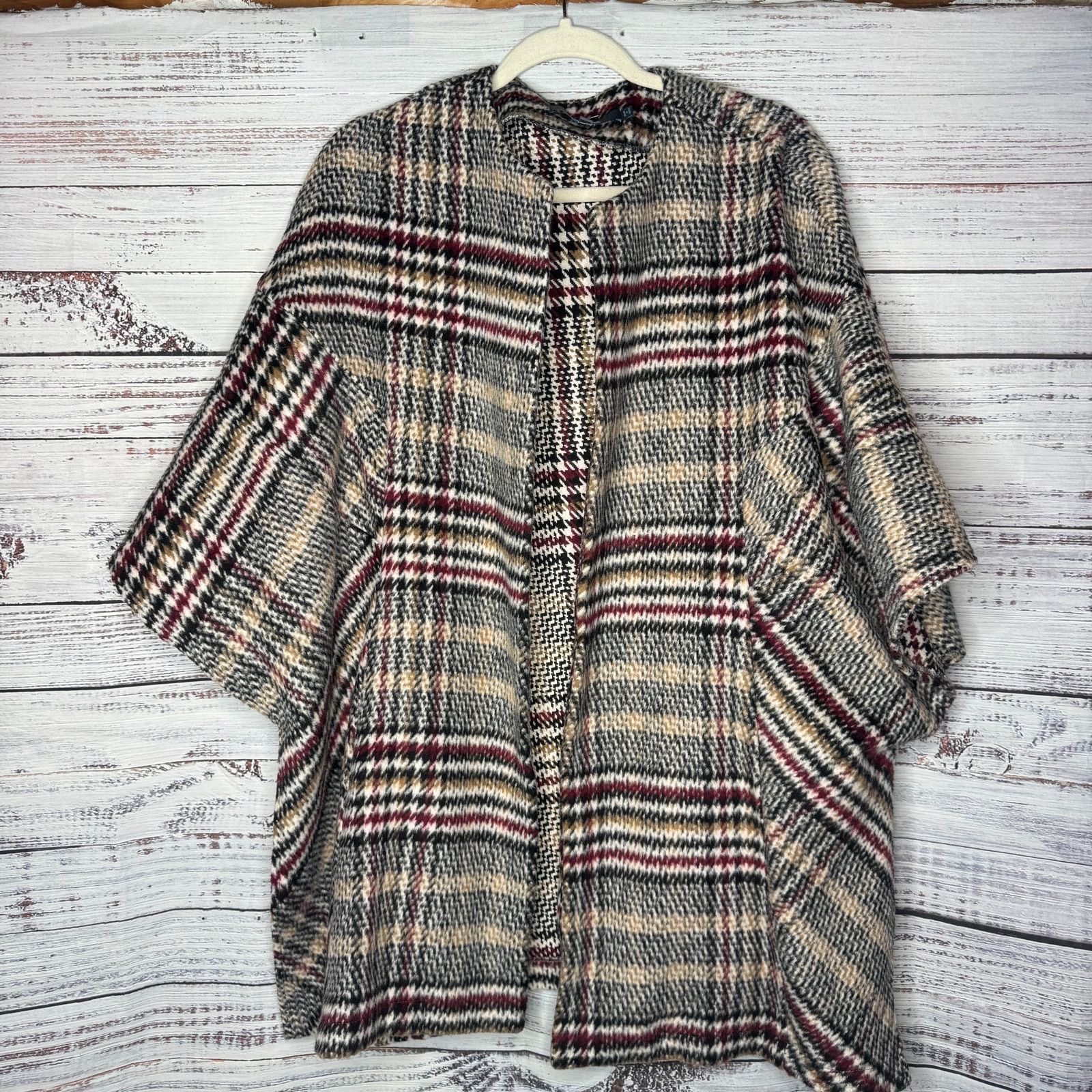 Anthropologie Anthropologie Eva Franco Plaid Wool Blend Kimono Wrap xs/sm Size S / US 4 / IT 40 - 4 Thumbnail