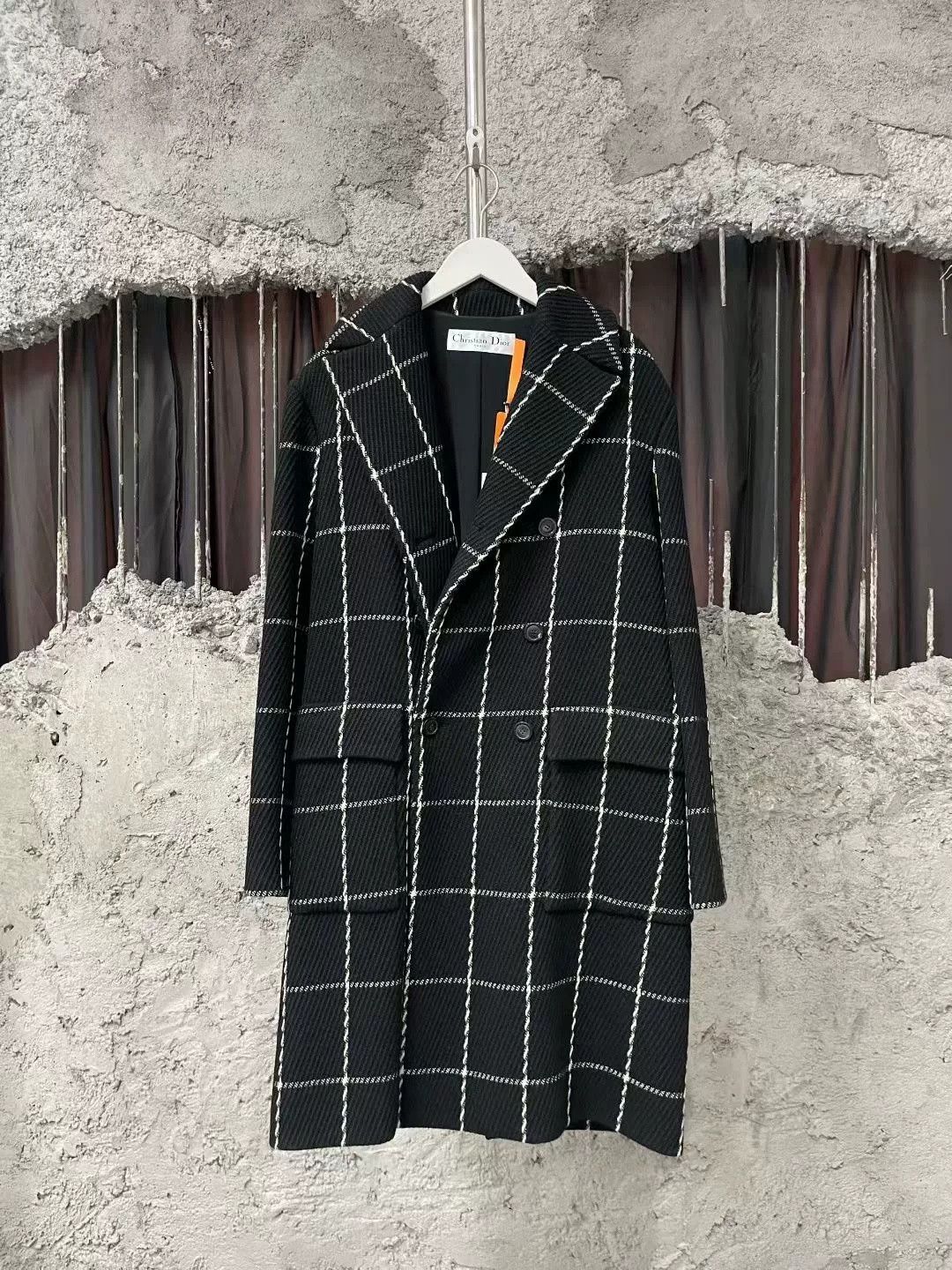 Dior Dior Black White Check Twill Lapel Wool Coat Size US 7 / EU 40 - 1 Thumbnail