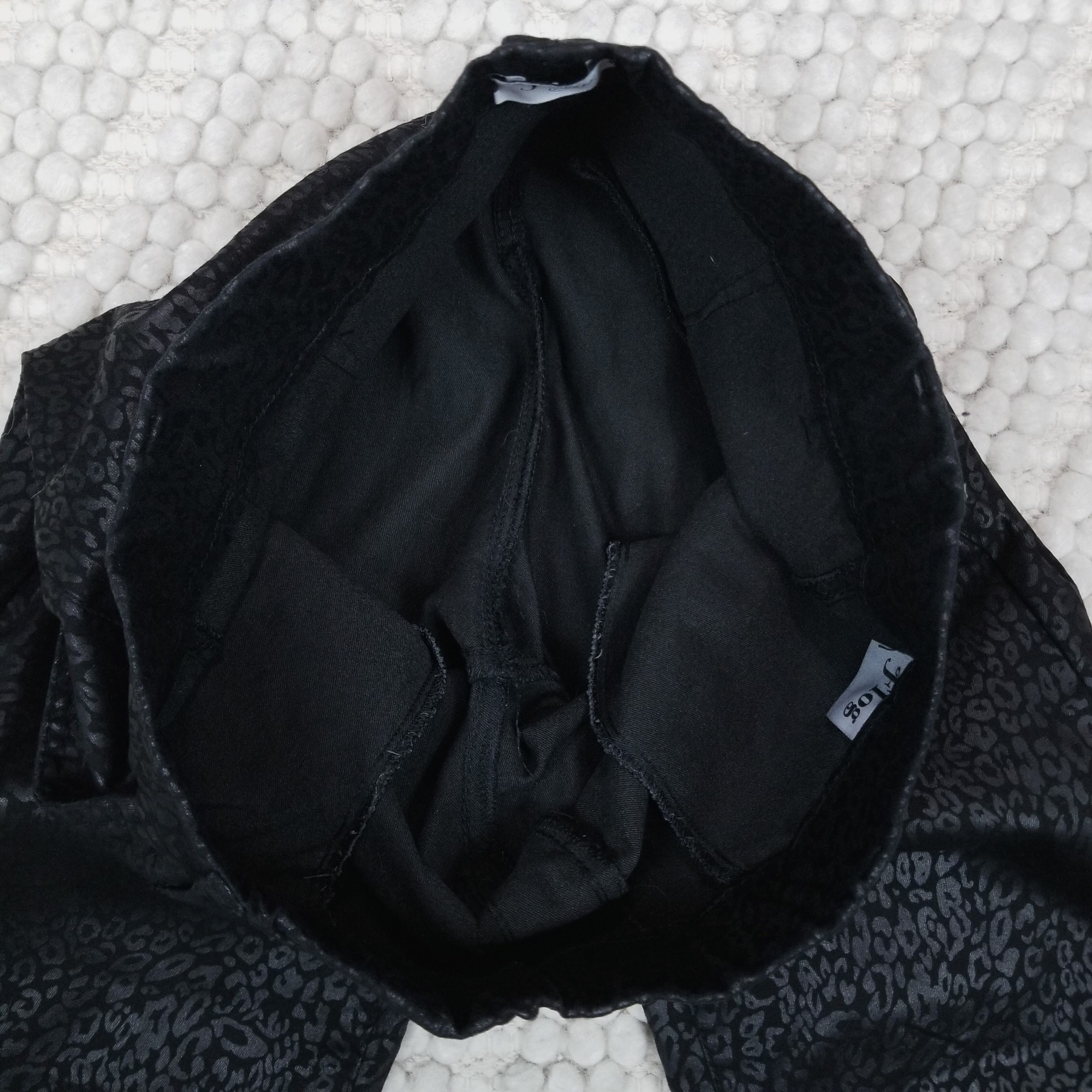 Other Bevy Flog Dafna Pants Black Animal Print Size 28" / US 6 / IT 42 - 4 Thumbnail