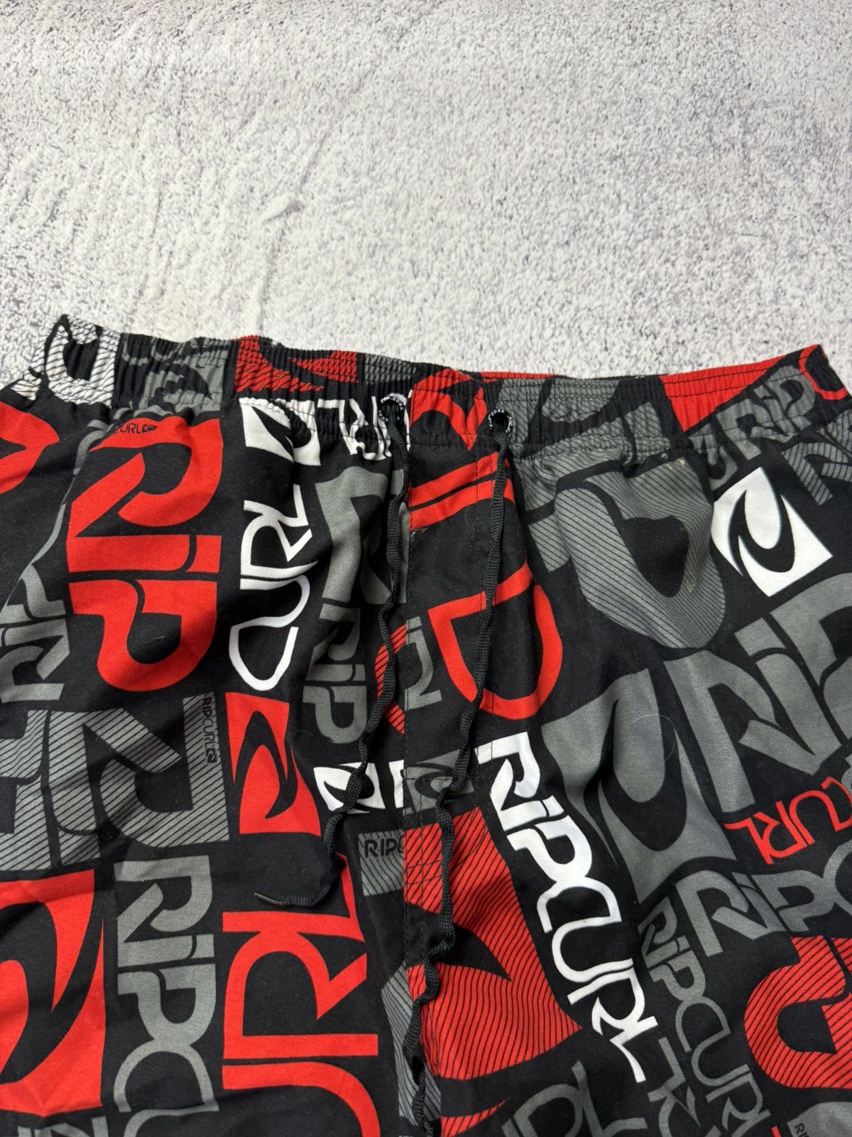 Rip Curl Vintage Rip Curl Monogram Nylon Shorts USA OOs Size US 34 / EU 50 - 6 Thumbnail