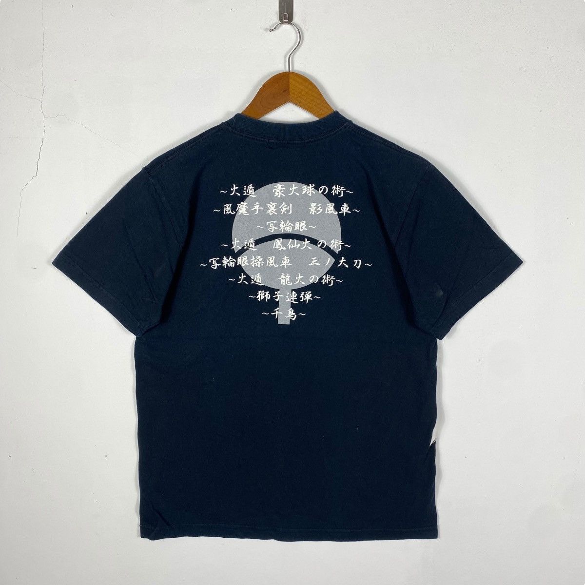 Anime Vintage 00's NARUTO SHIPPUDEN Uchiha Clan Anime Tee Shirt Size US M / EU 48-50 / 2 - 5 Thumbnail