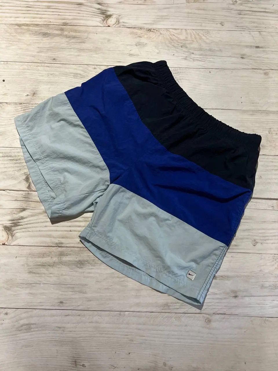 Nike Vintage Nike Shorts Nylon 00s Swoosh Striped Y2K Size US 36 / EU 52 - 1 Thumbnail