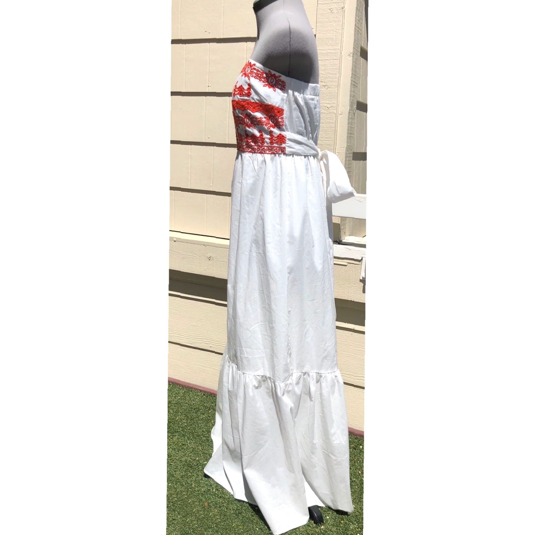 Vintage LULUMARI Embroidered Strapless Maxi Boho Long Dress White Red S Size S / US 4 / IT 40 - 3 Thumbnail