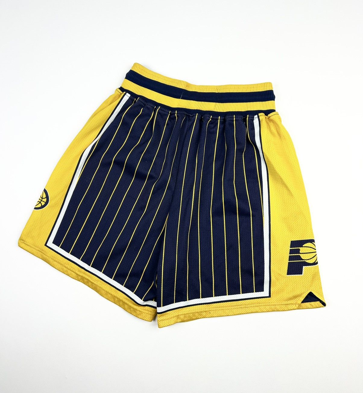 Champion × NBA × Vintage Vintage Champion Pacers NBA Basketball shorts Size US 32 / EU 48 - 6 Thumbnail
