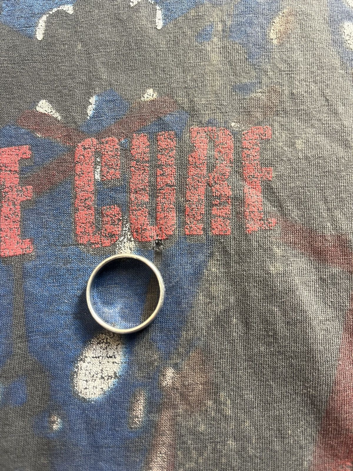 Band Tees Vintage THE CURE Swing Tour 1996’s ( Very Worn ) Tshirt Size US XL / EU 56 / 4 - 11 Thumbnail