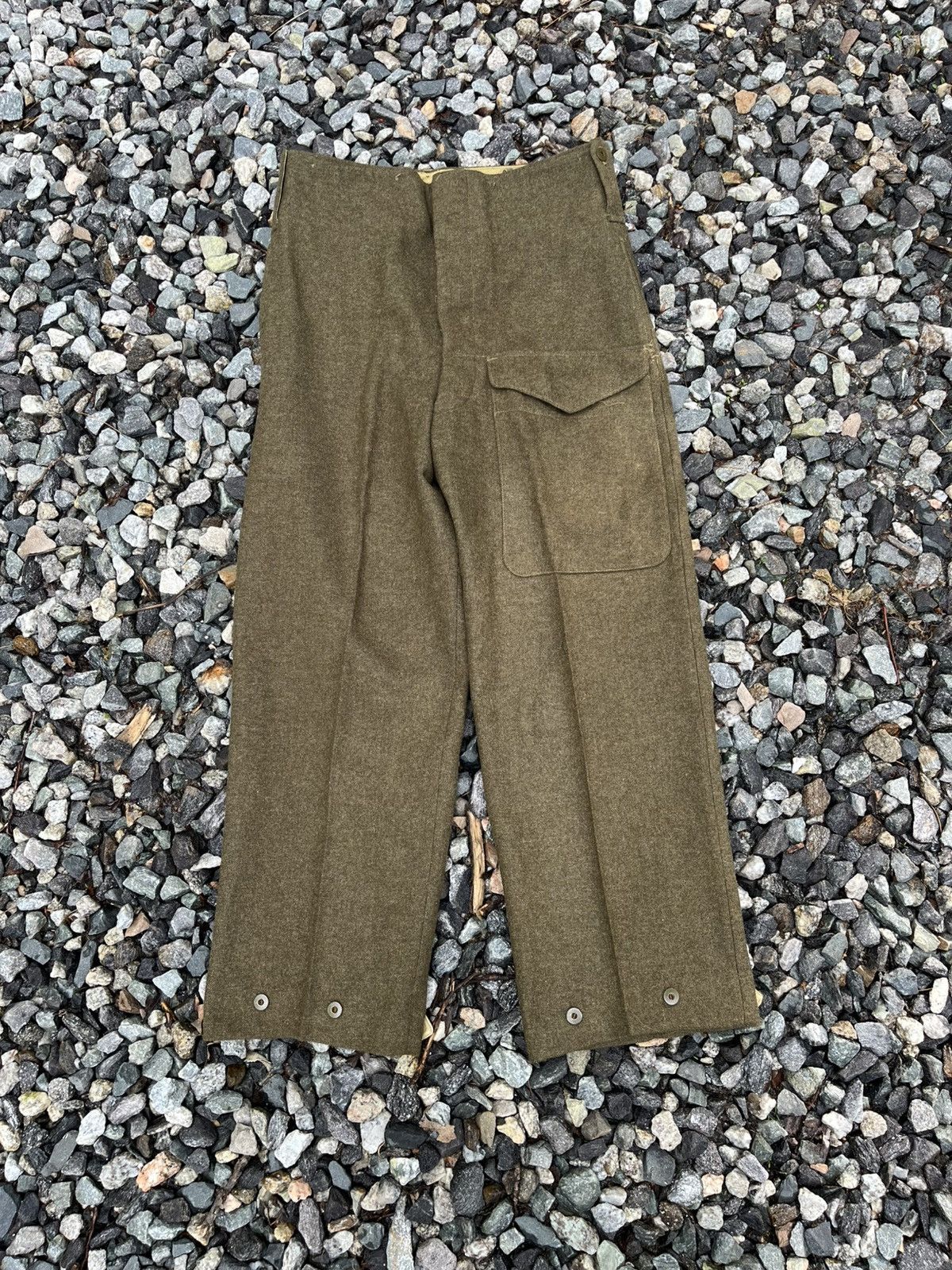 Vintage Vintage 40s WW2 British Battledress Wool Pants Size US 34 / EU 50 - 1 Thumbnail