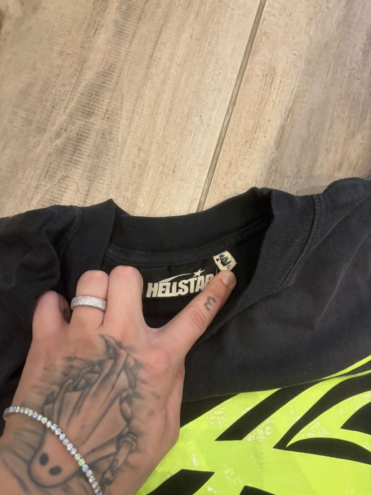 HELLSTAR Hellstar Black/Neon Tee Gel logo XL Size US XL / EU 56 / 4 - 3 Thumbnail