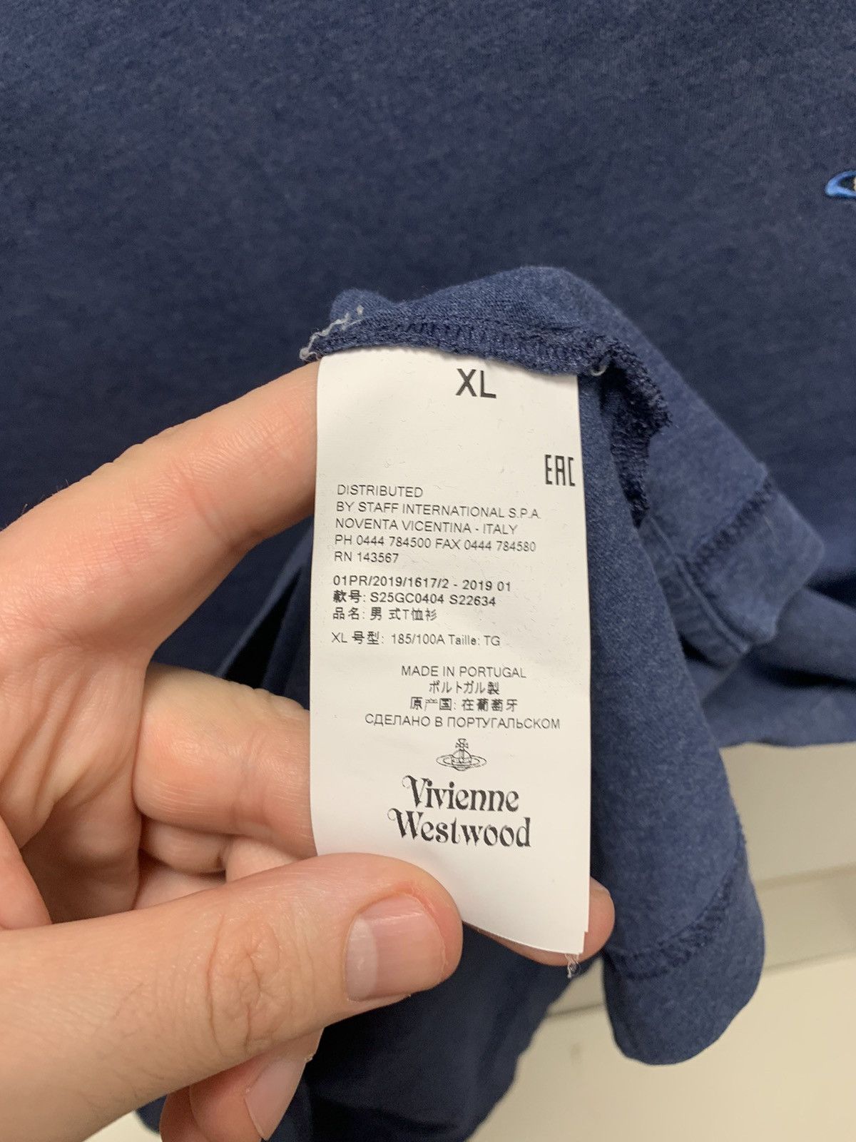 Vivienne Westwood Vivienne Westwood navy blue t-shirt 2xl xxl Size US XXL / EU 58 / 5 - 5 Thumbnail